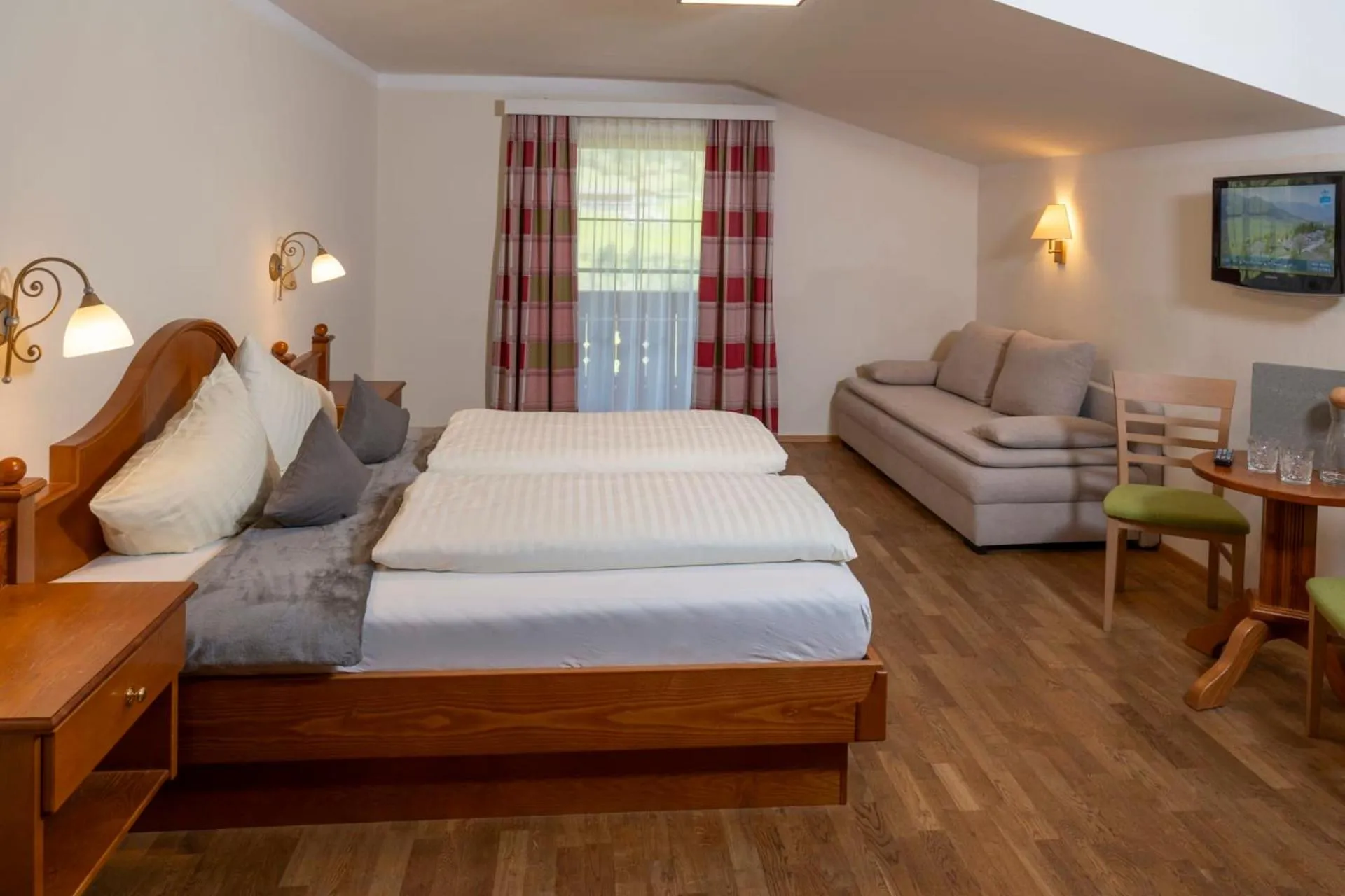 Bedroom, Bed in Natur & Familienhotel Der Stieglerhof