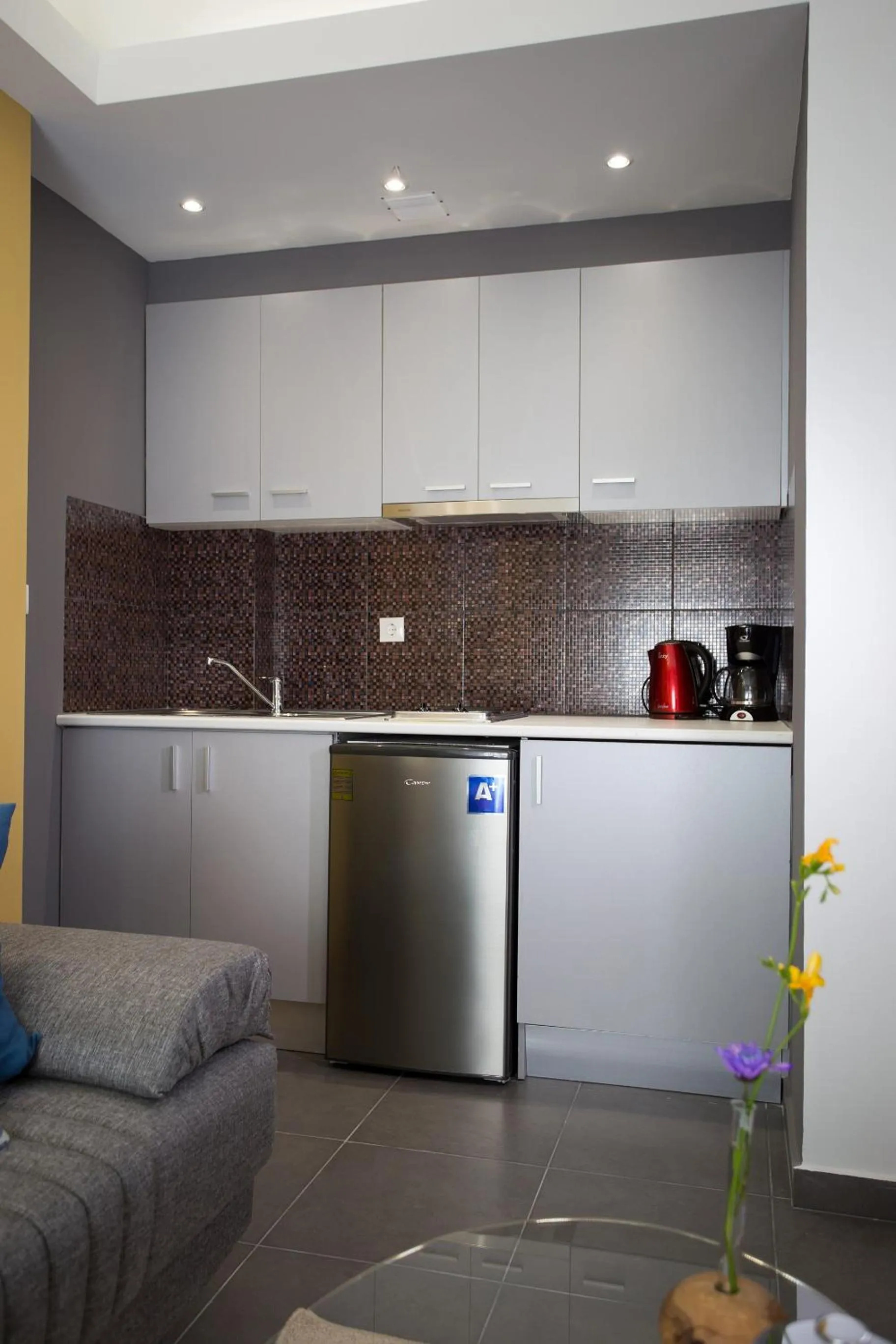 Coffee/tea facilities in Polis Apartments