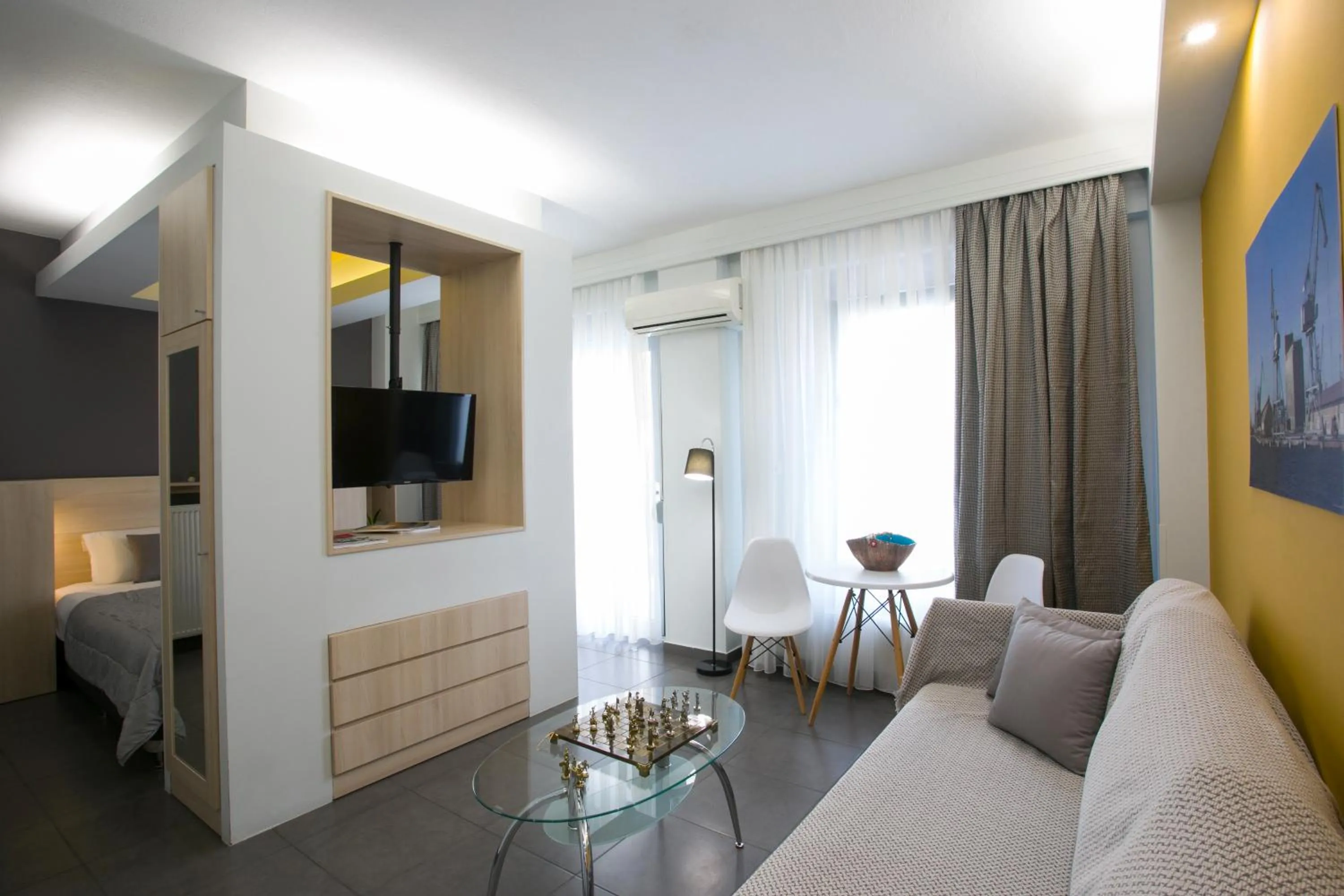 TV and multimedia in Polis Apartments