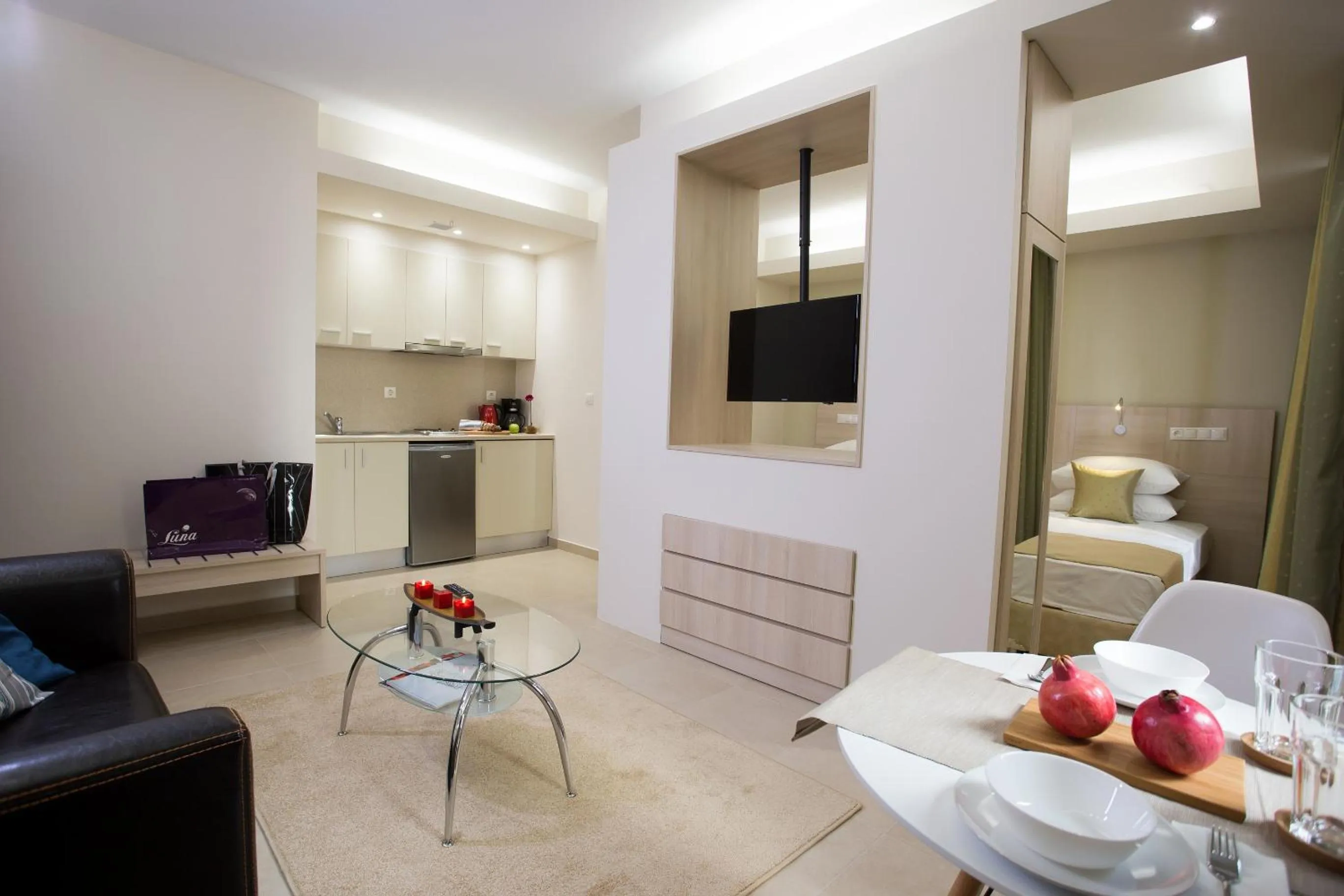 TV and multimedia in Polis Apartments