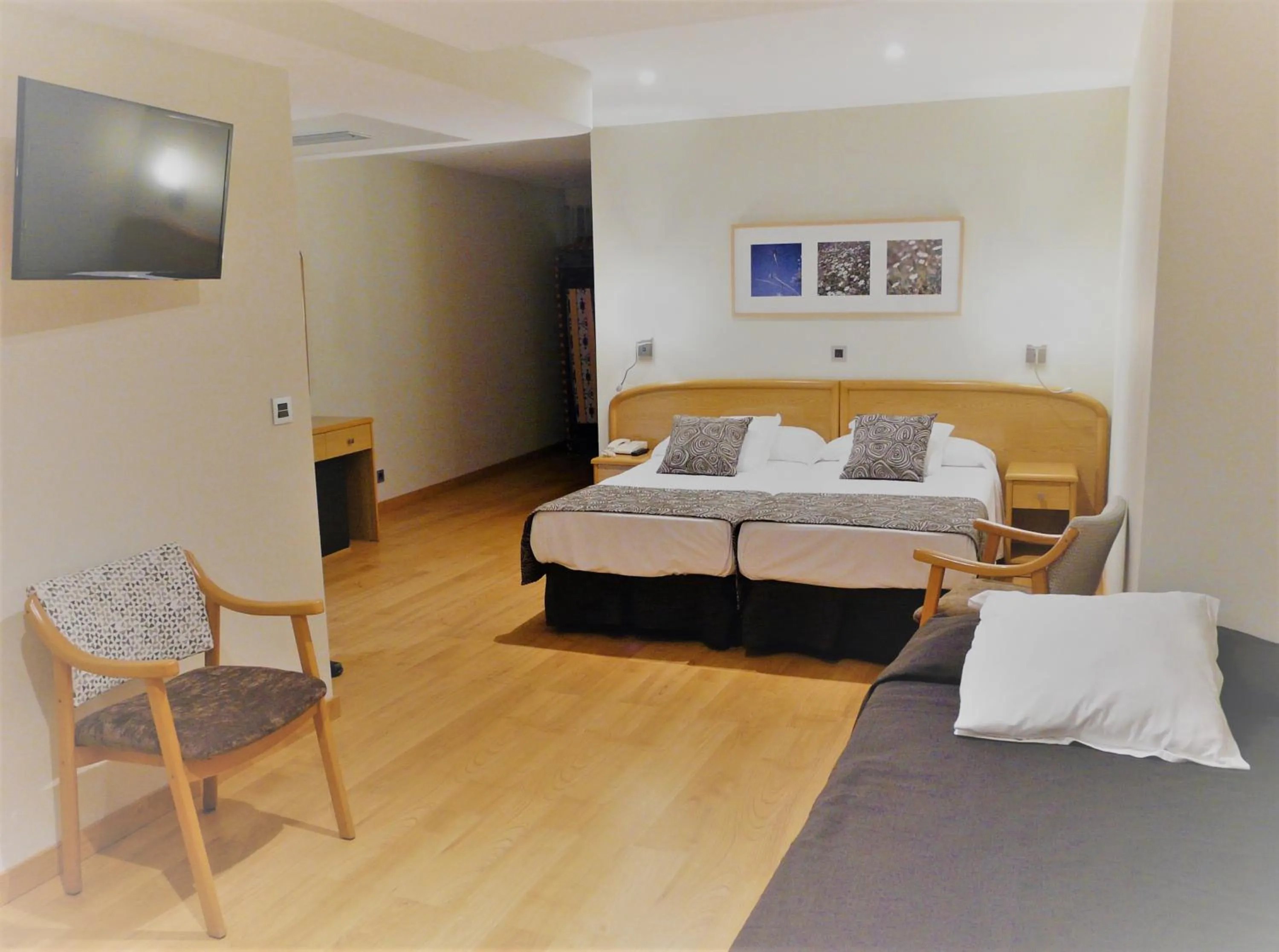 Bedroom, Bed in Hotel Tanit