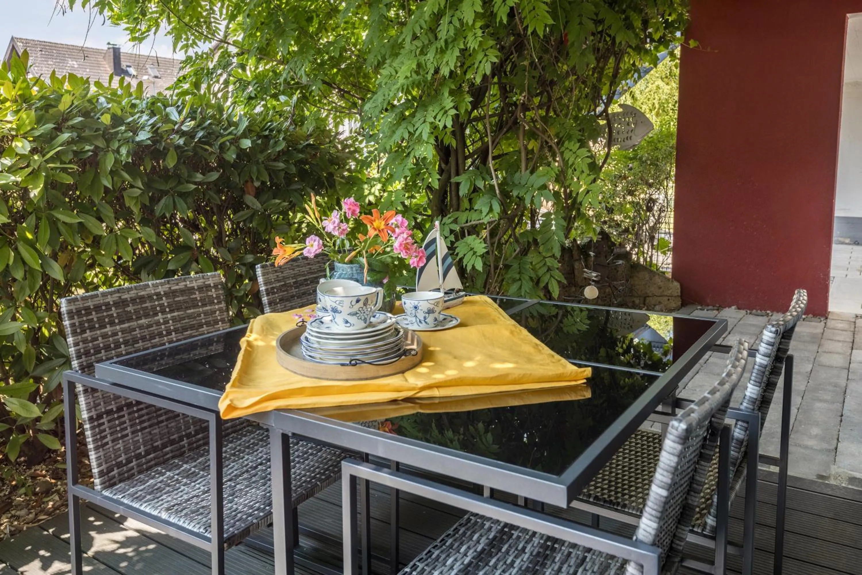 Property building in Haus Auryn