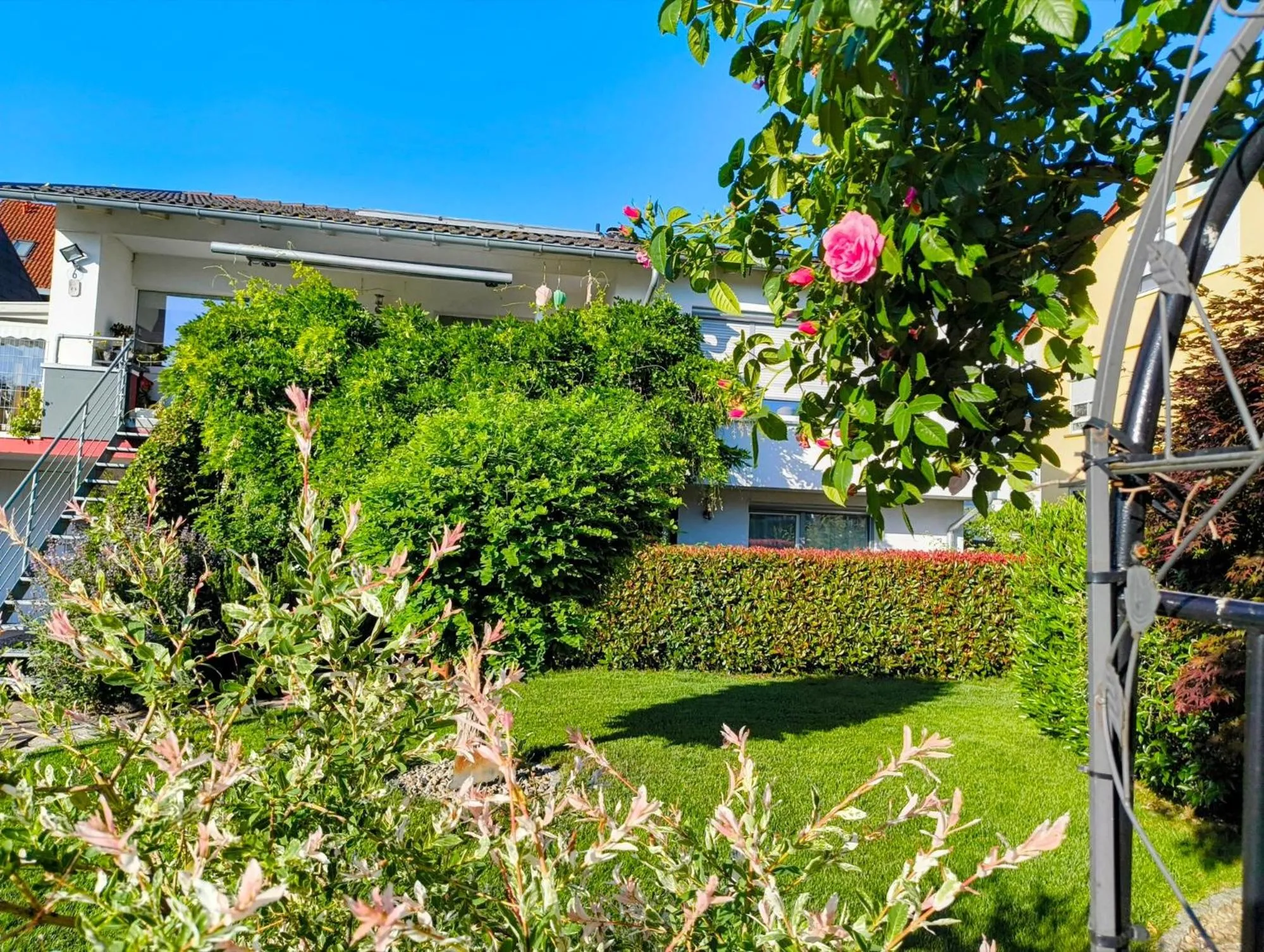 Property building in Haus Auryn