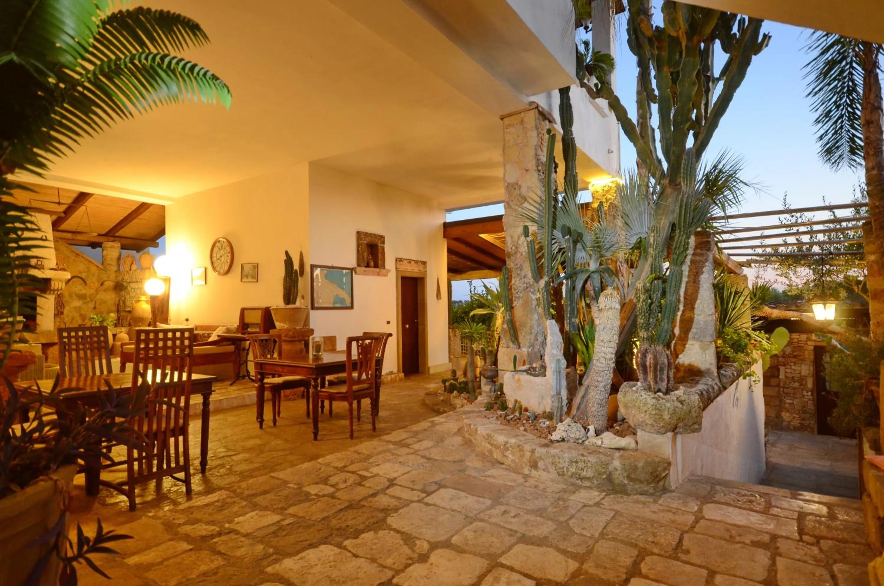 Evening entertainment in Felline In Bed&Breakfast Dimora di Charme el Salento
