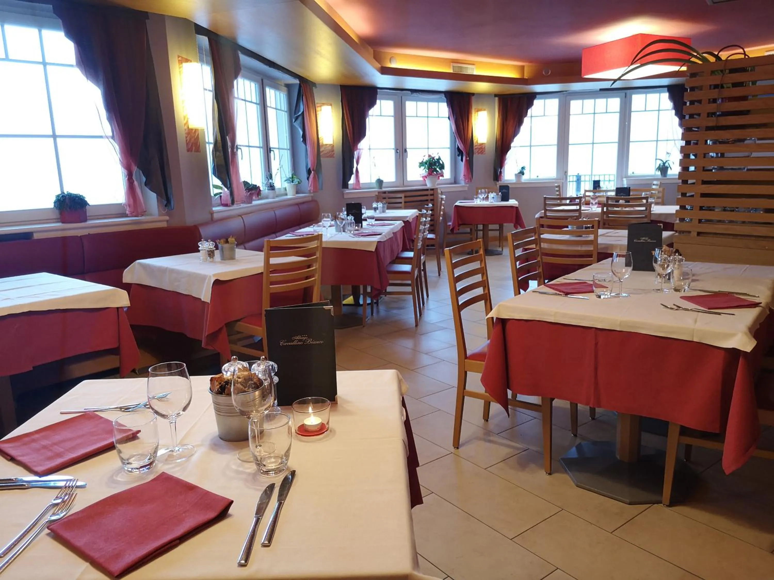 Restaurant/places to eat in Albergo Cavallino Bianco