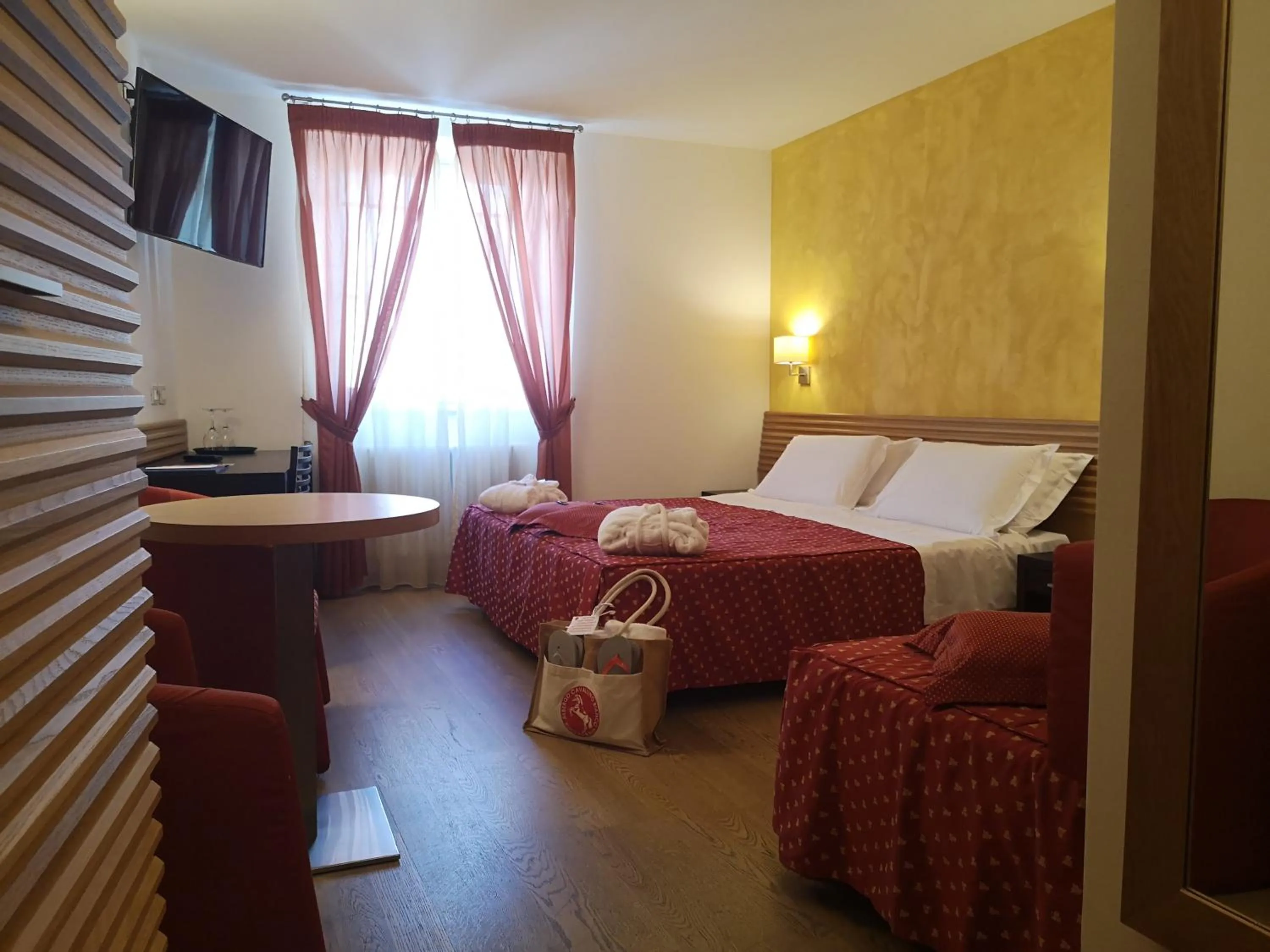Photo of the whole room in Albergo Cavallino Bianco