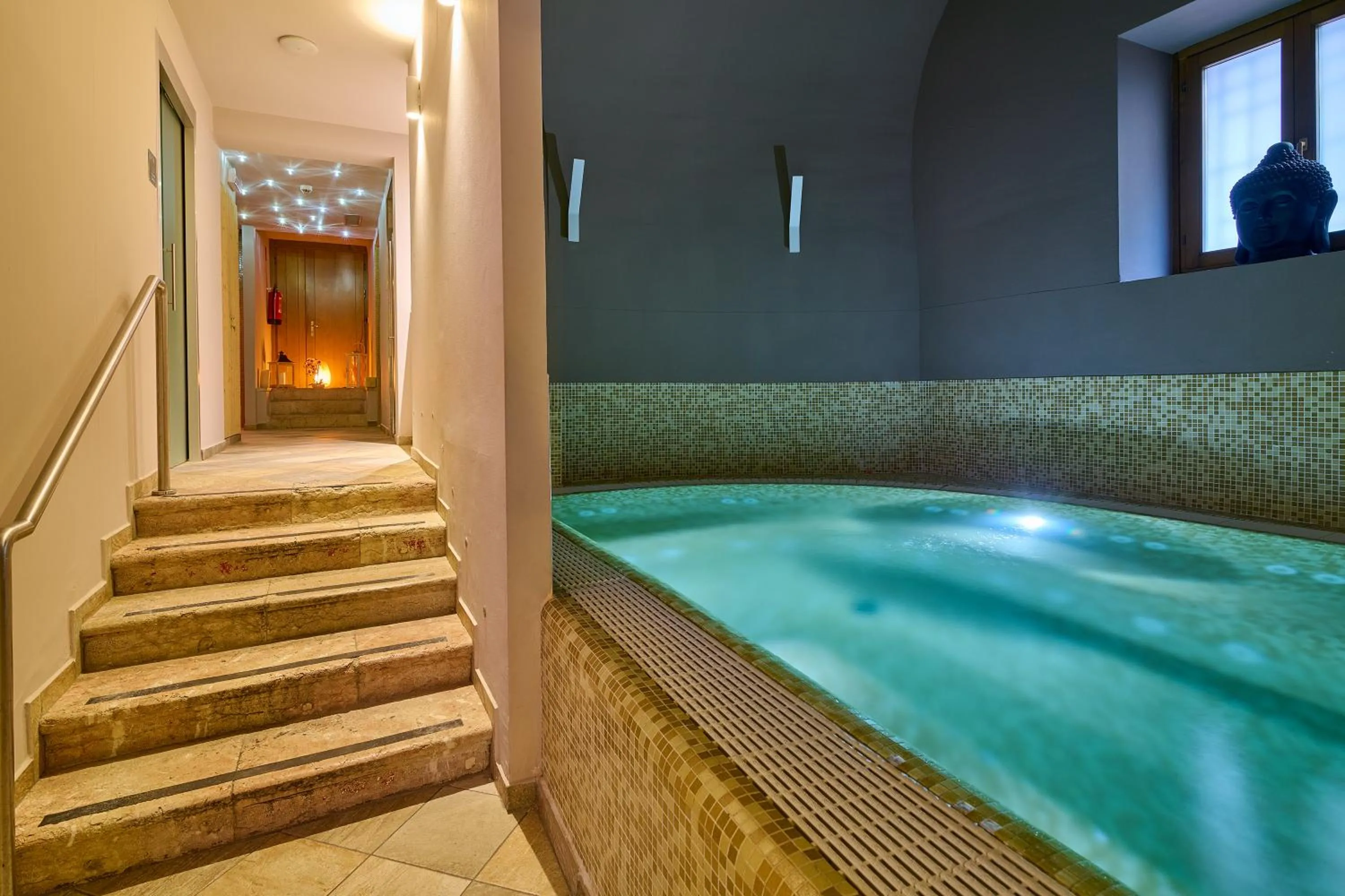 Pool view in Hotel Portici - Romantik & Wellness