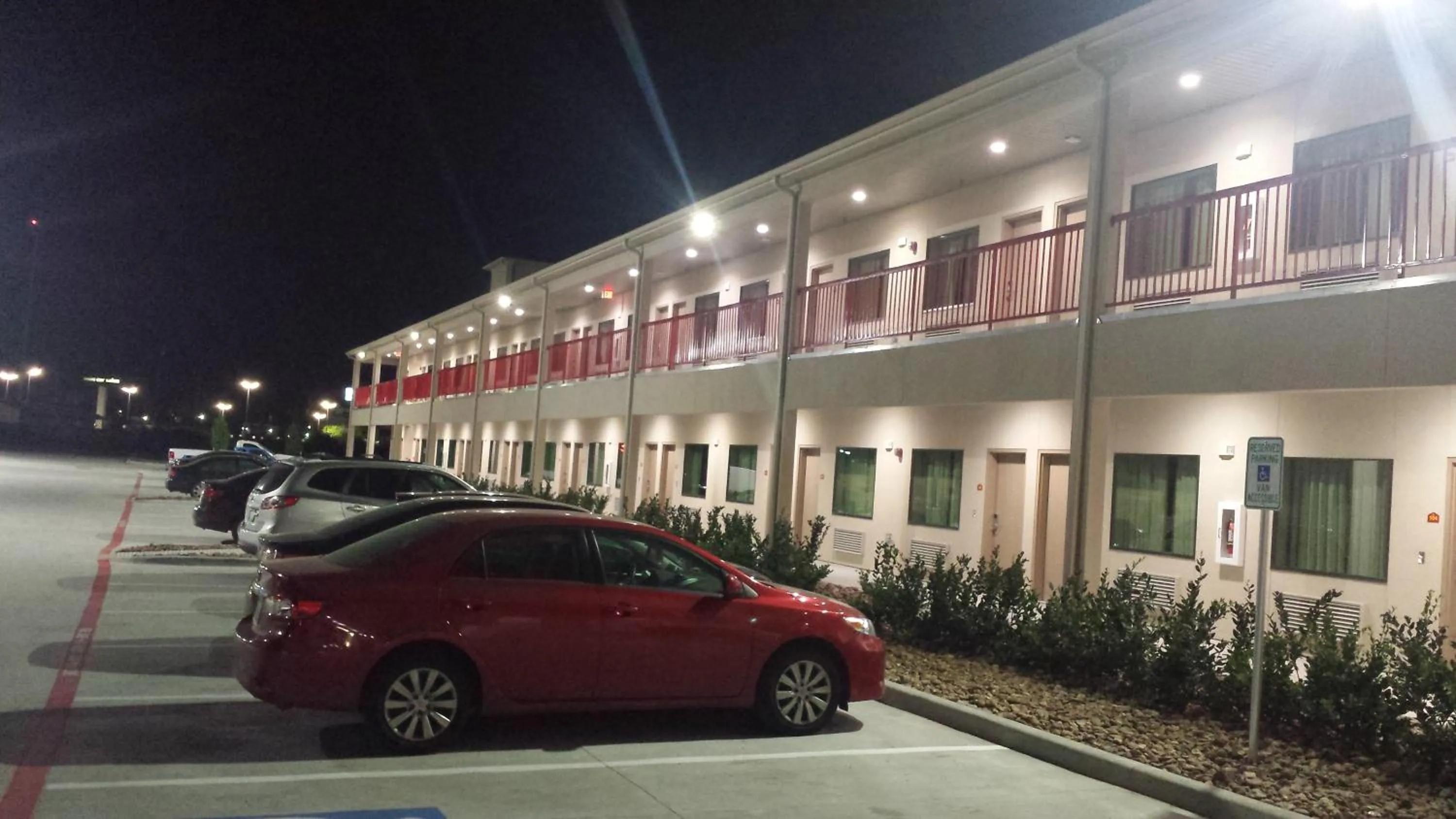 Night in Palace Inn 290 & Jones Rd