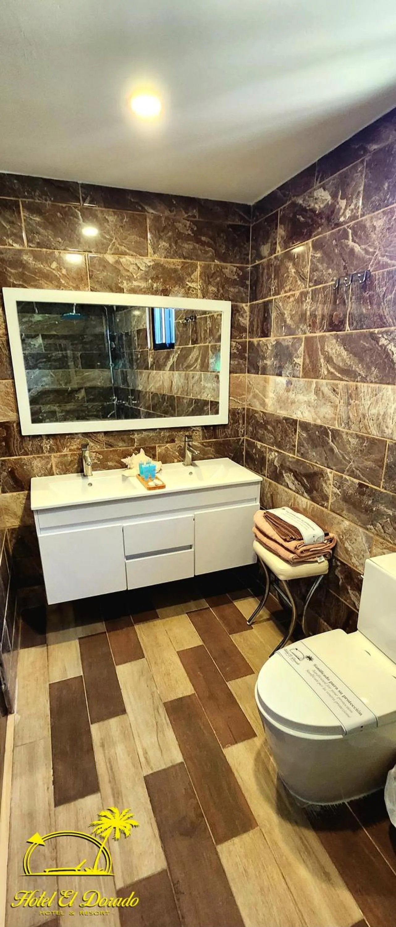 Toilet in Hotel El Dorado