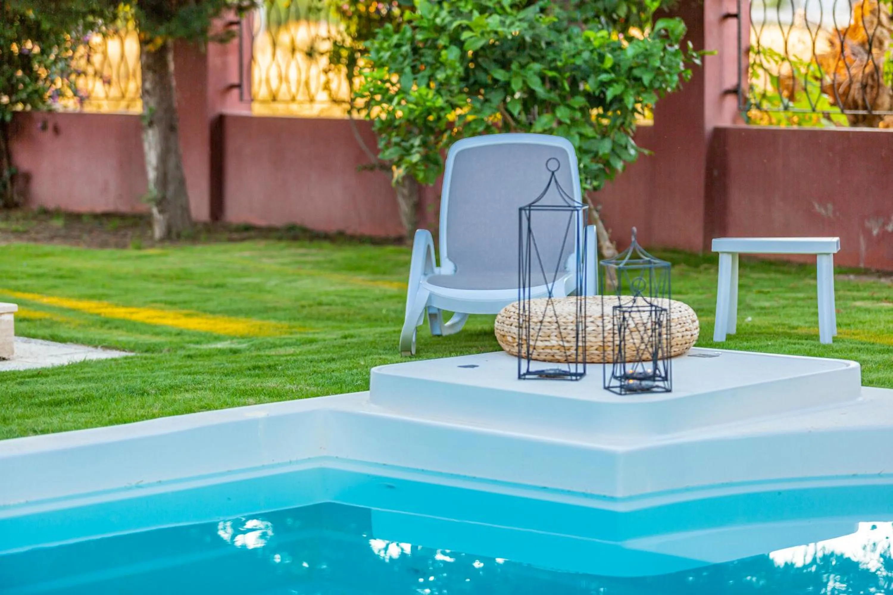 Pool view in VISTA Villa