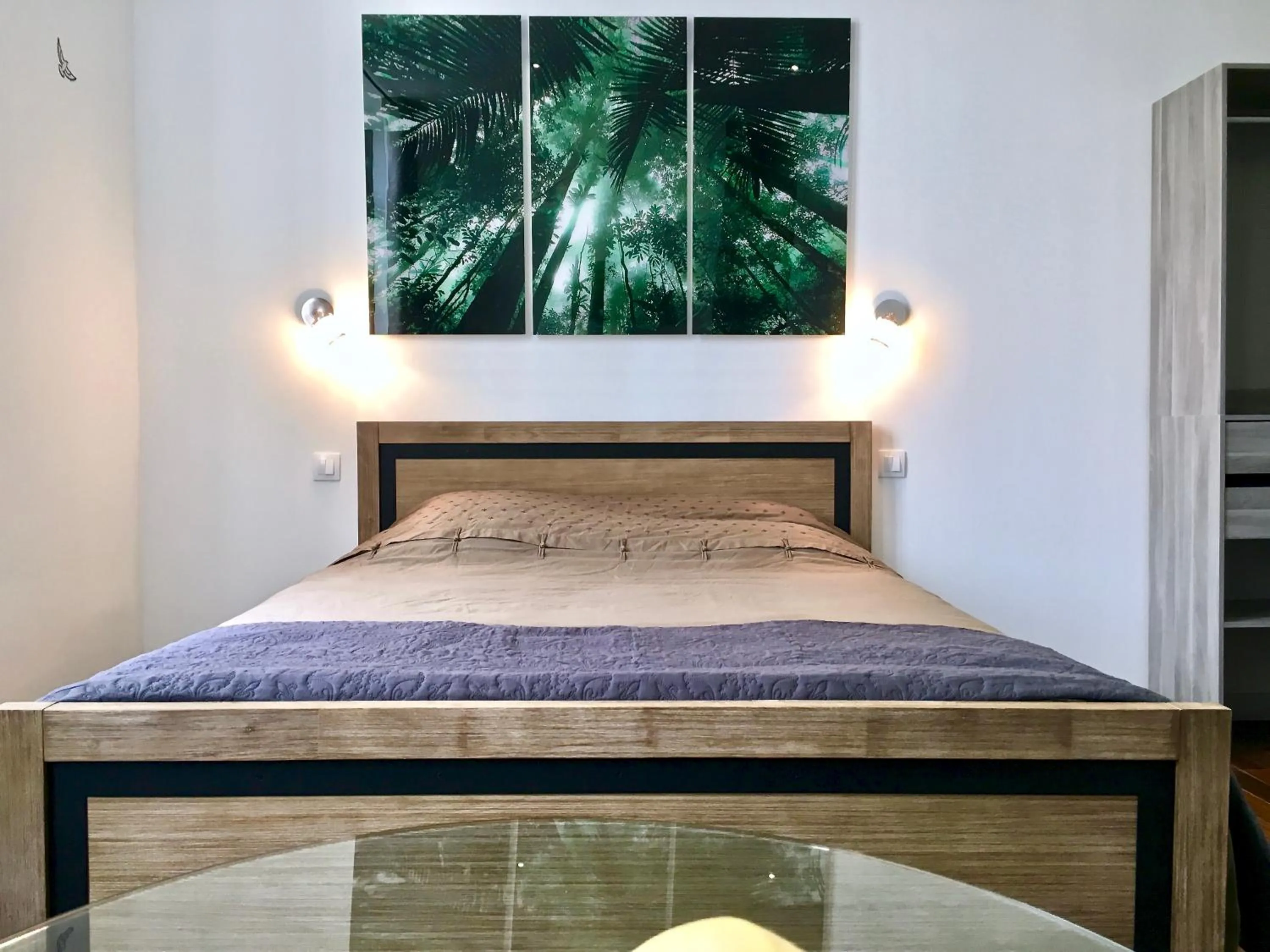 Bed in LITTLE PLAZA Appart'Hotel