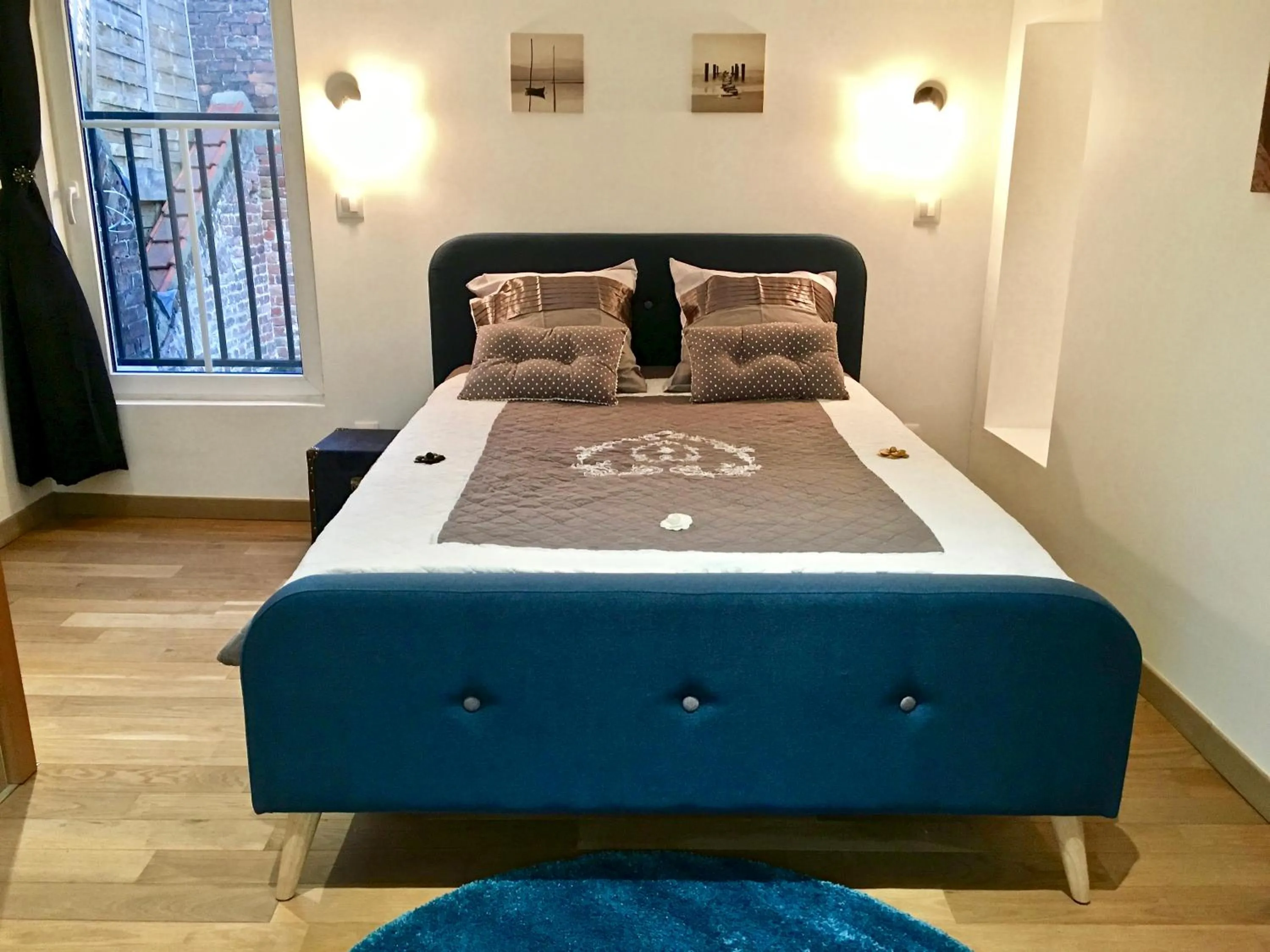 Bed in LITTLE PLAZA Appart'Hotel