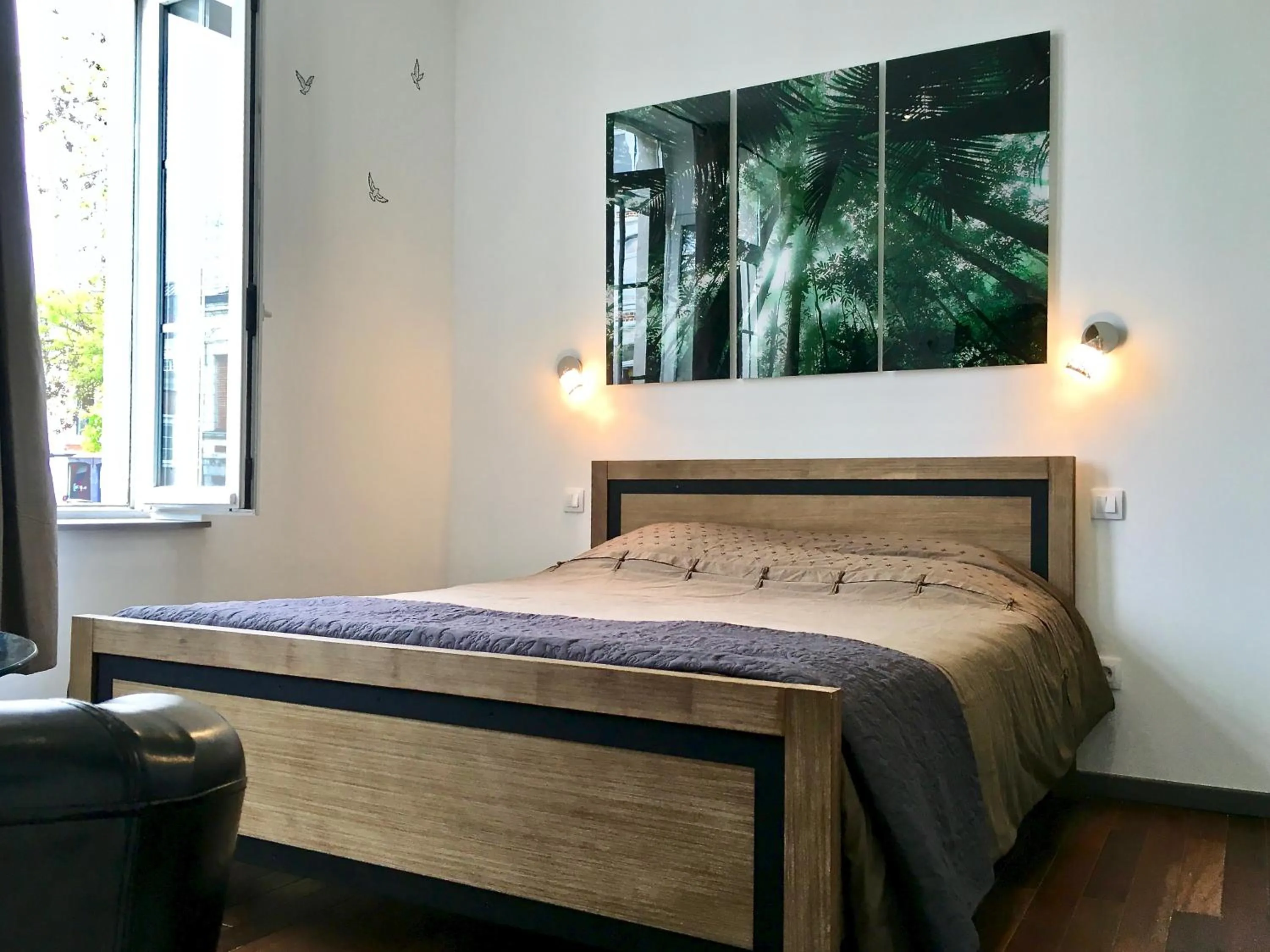 Bed in LITTLE PLAZA Appart'Hotel