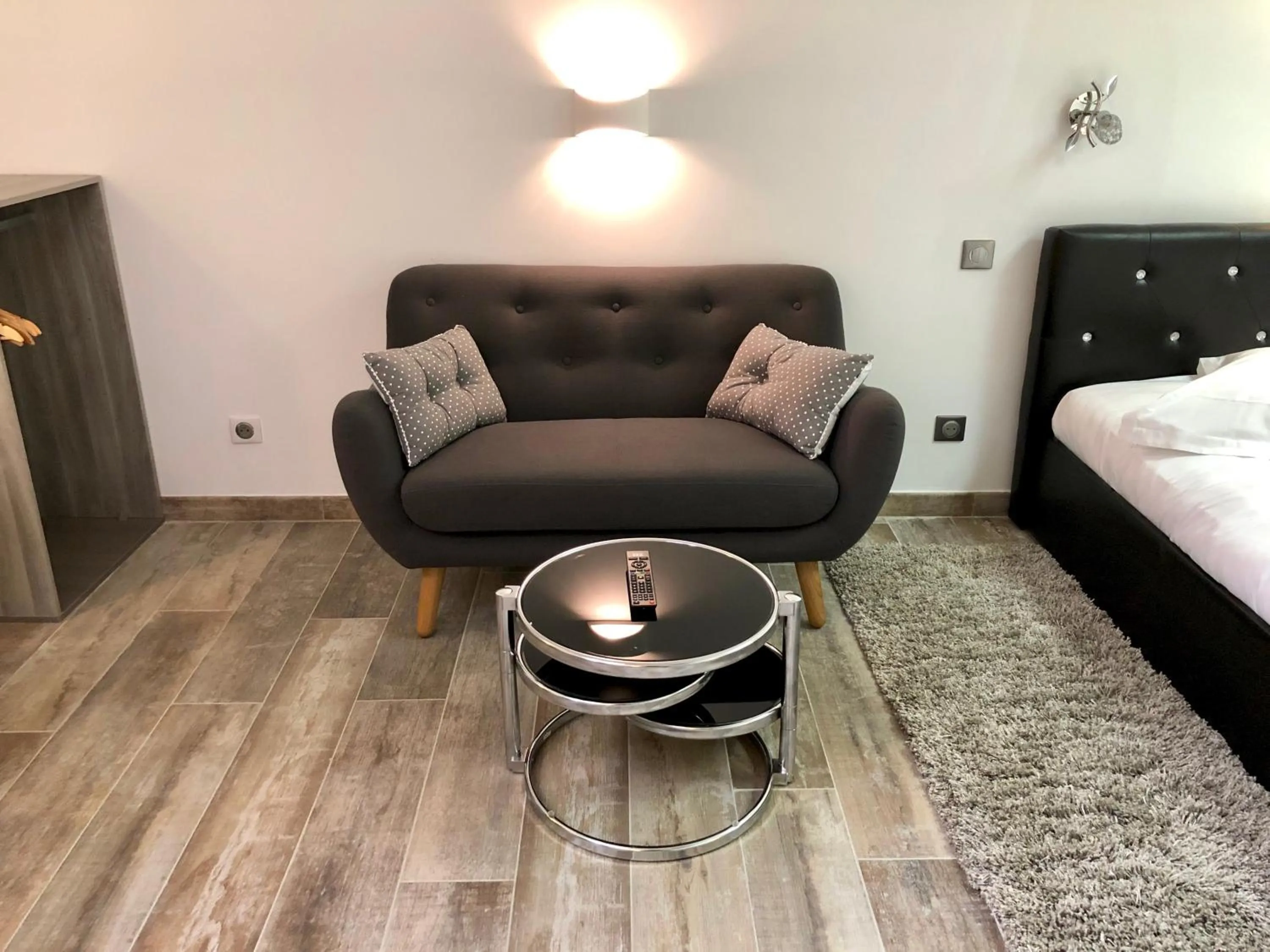 Bed in LITTLE PLAZA Appart'Hotel