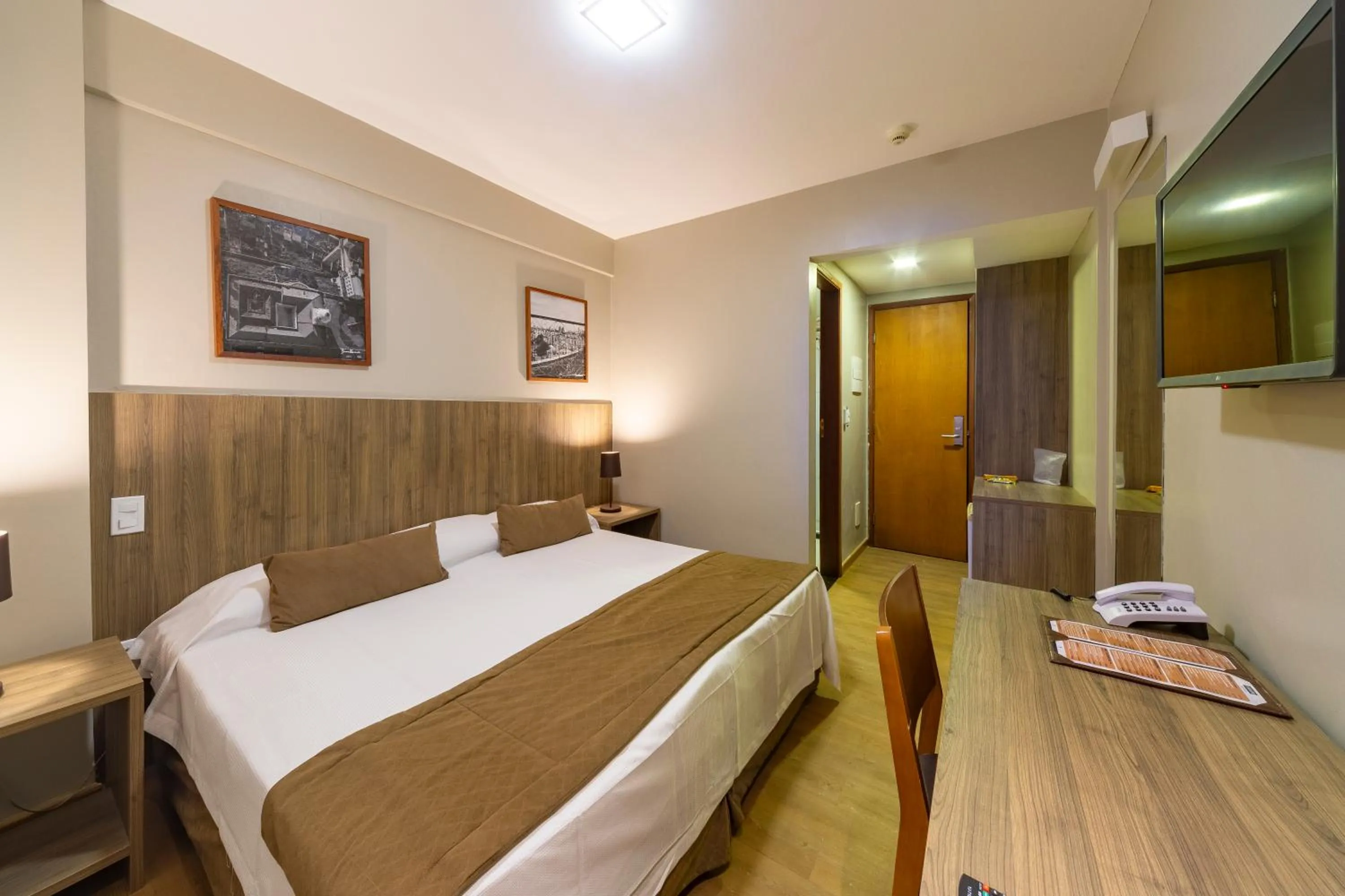 Photo of the whole room, Bed in Marano Hotel