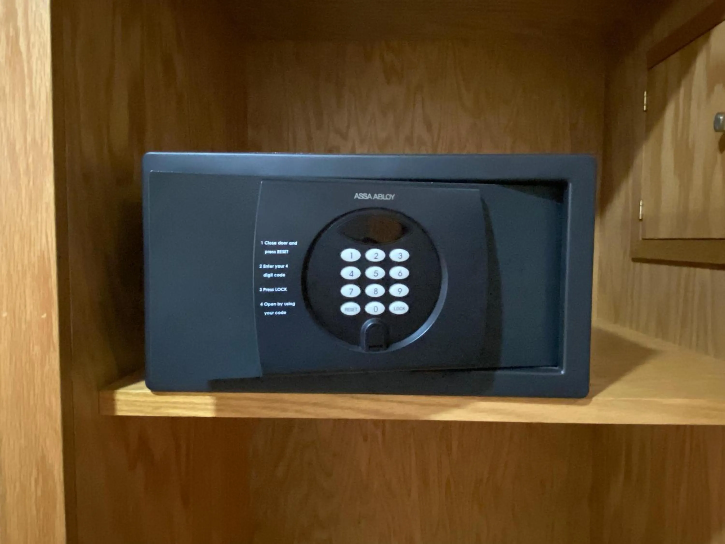 safe in Paris FC Express