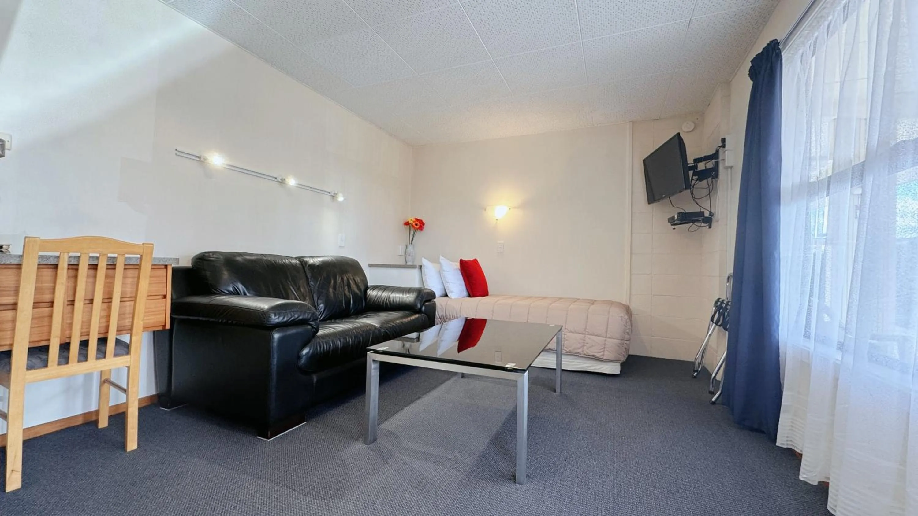 Bed in Tuki Tuki Motel