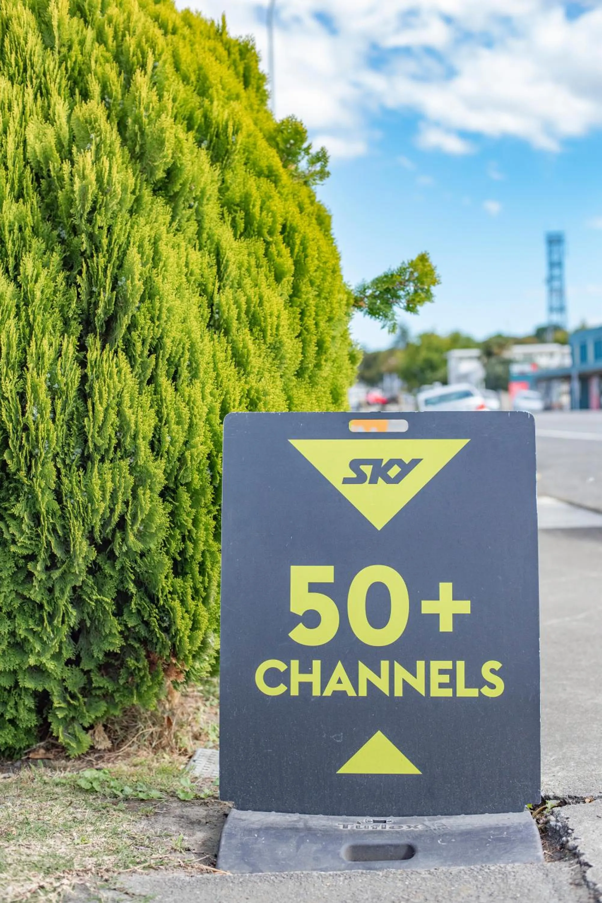 Entertainment in Tuki Tuki Motel