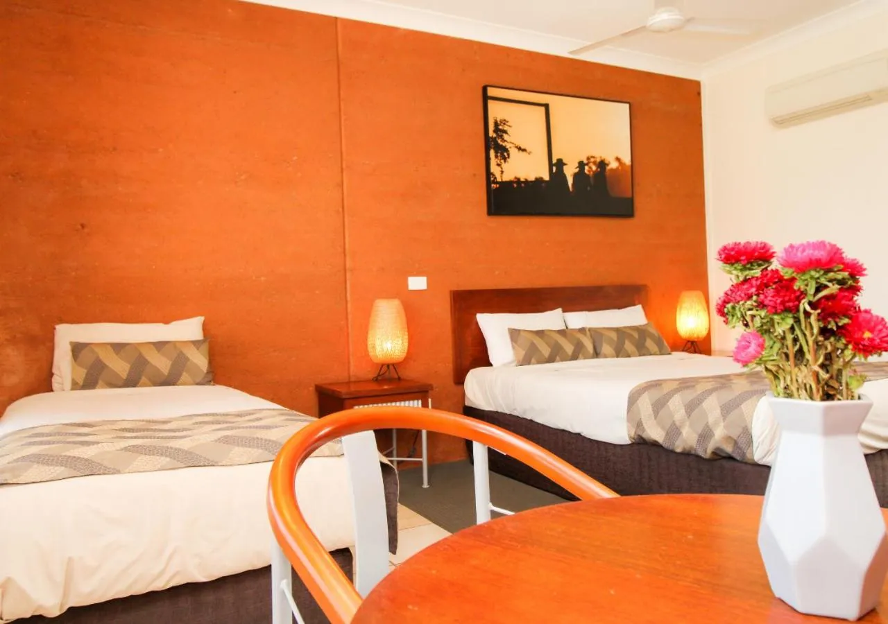 Bedroom, Bed in The Gidgee Inn