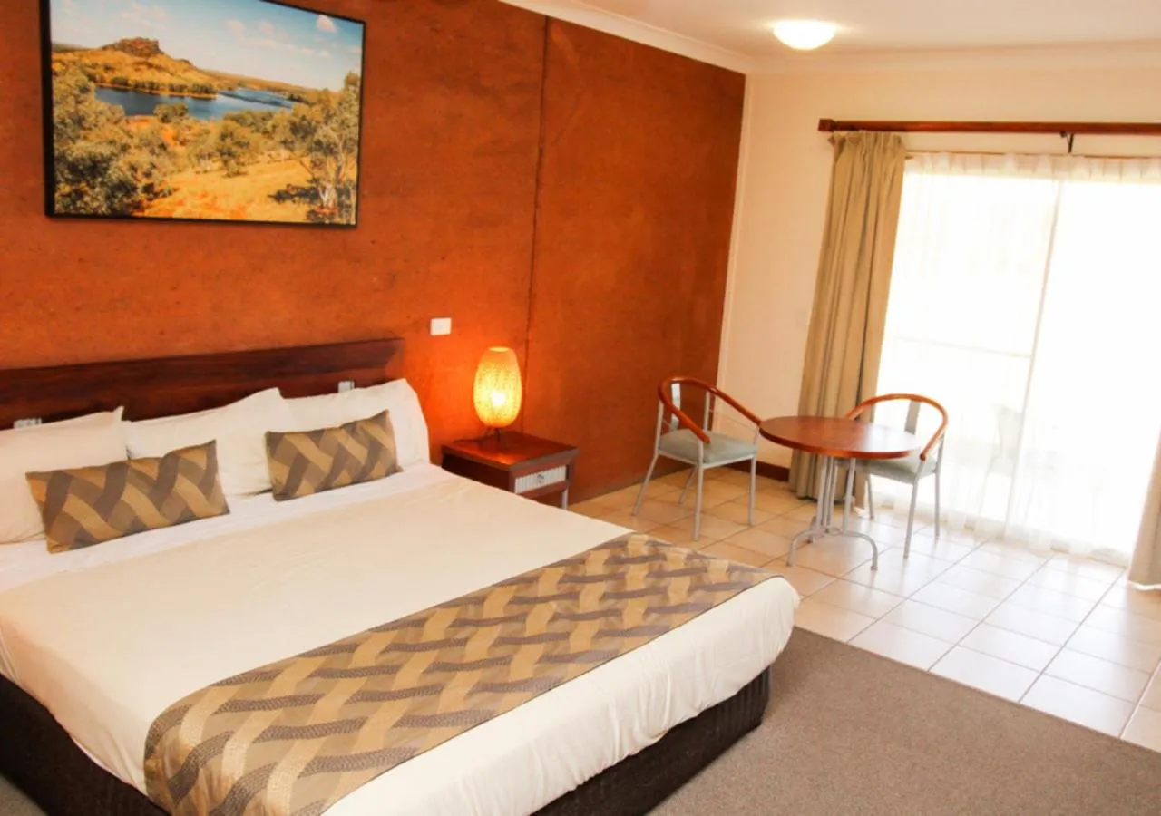 Bedroom, Bed in The Gidgee Inn