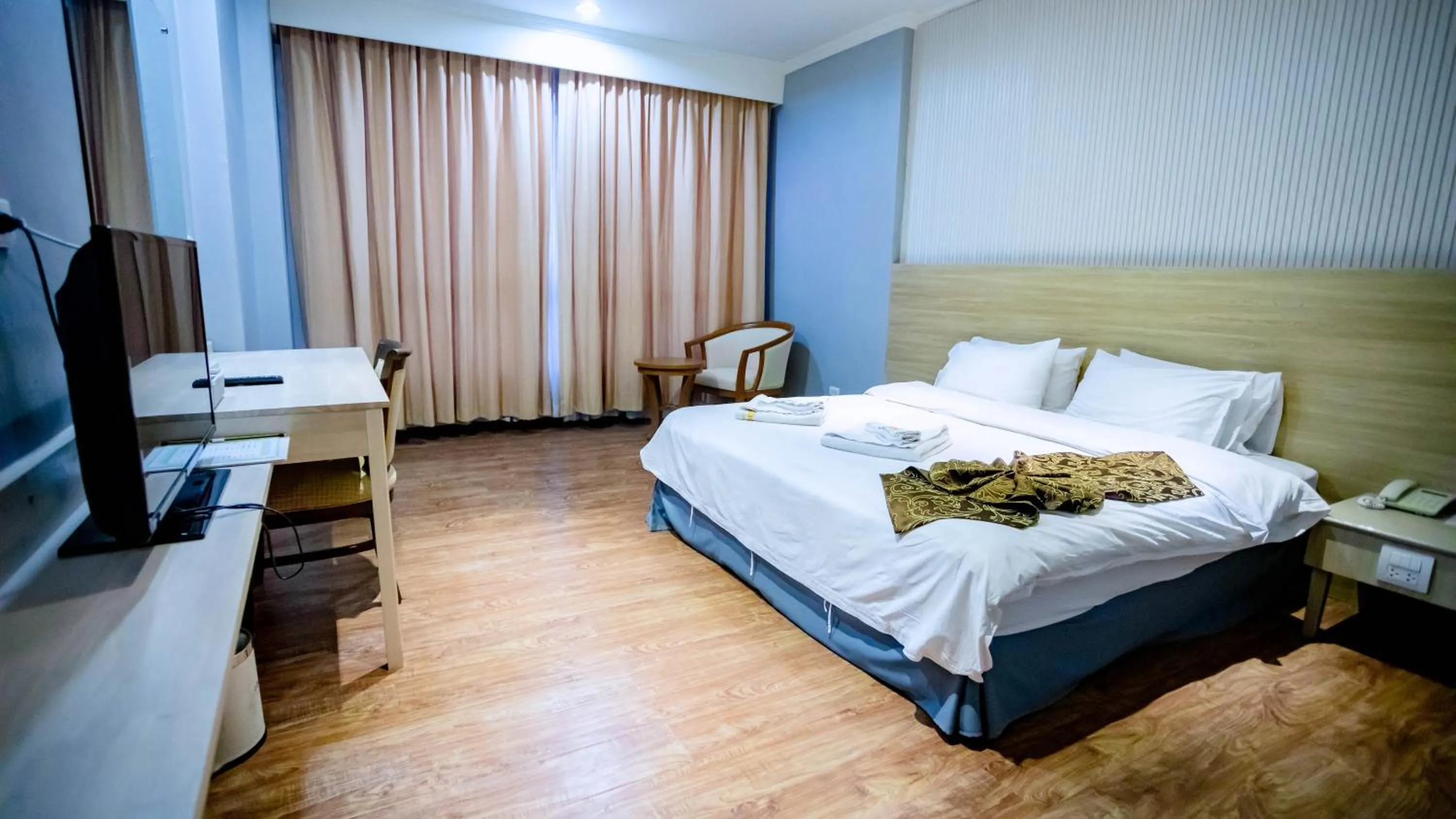 Bedroom, Bed in CBD 2 Hotel