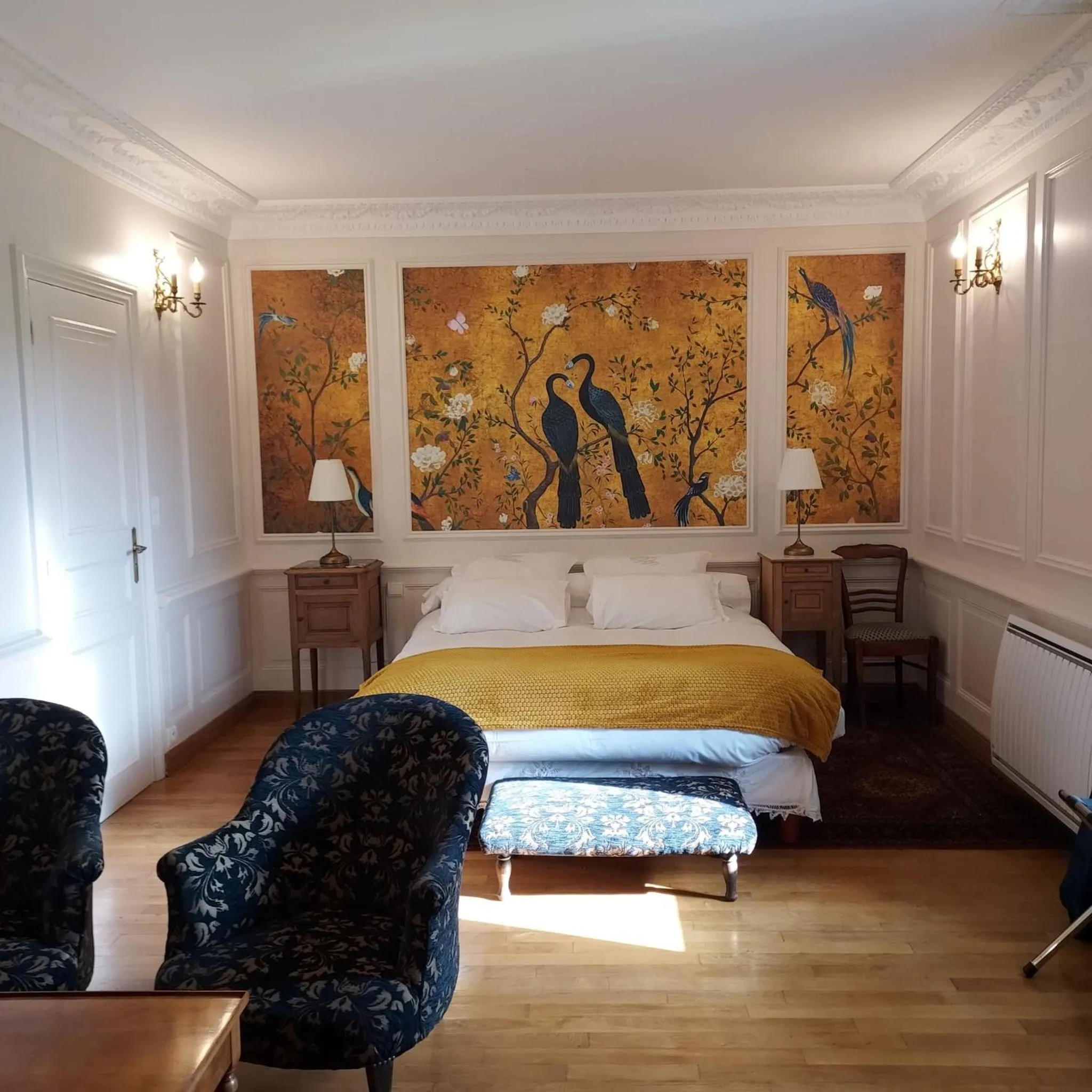 Bed in Les Chambres du Château du Rozel