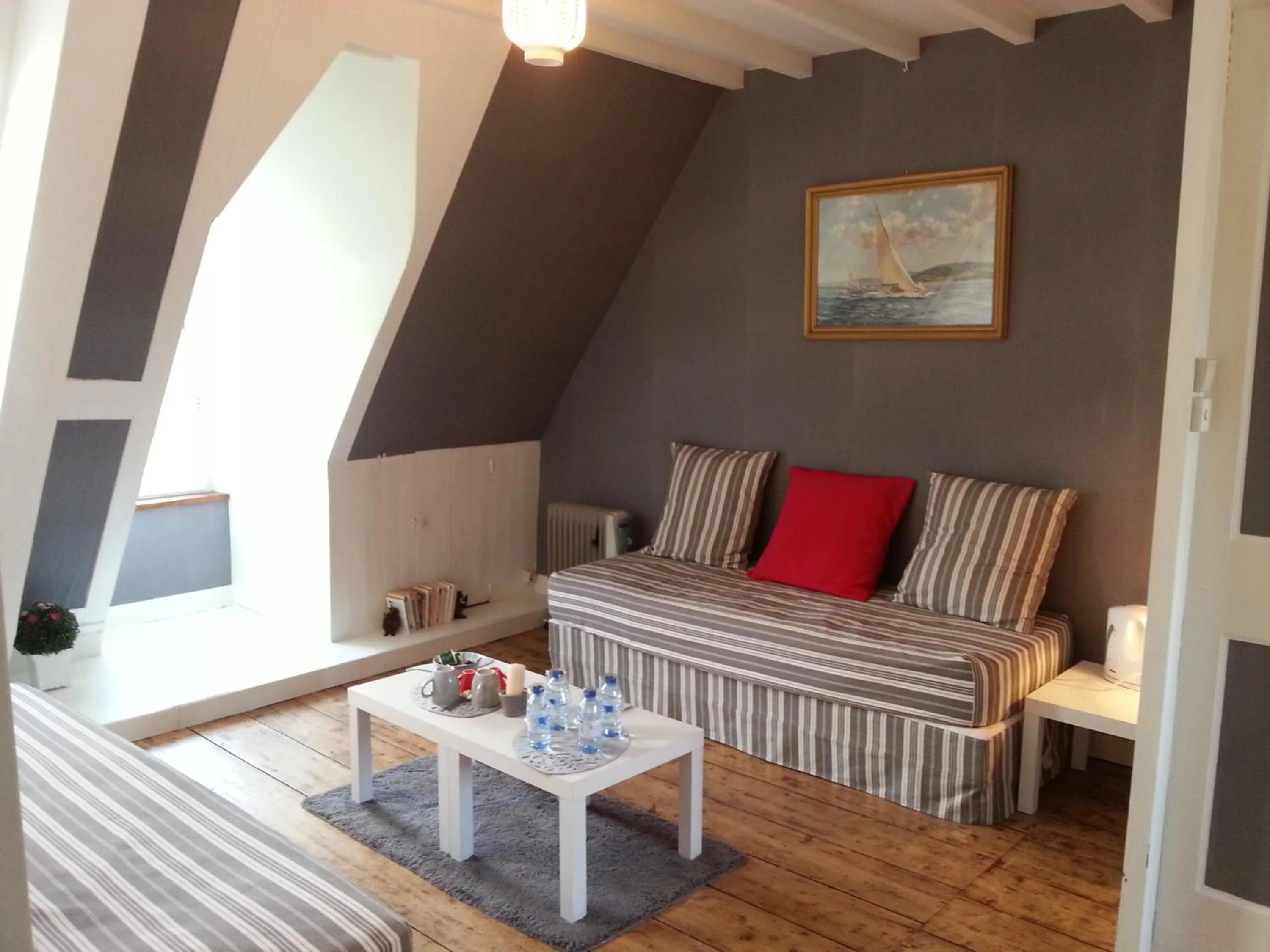 Bedroom, Bed in Les Chambres du Château du Rozel