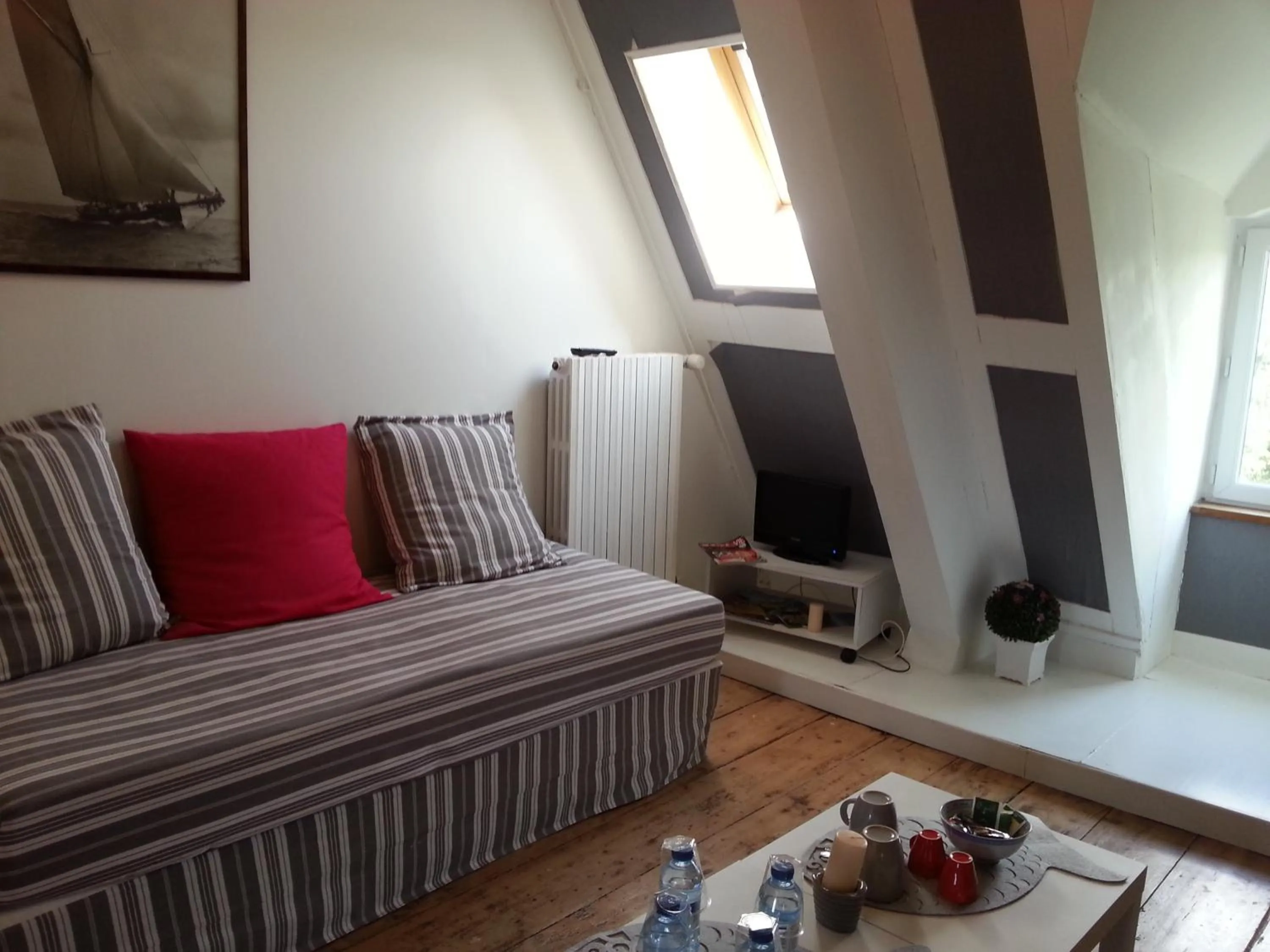 Bedroom in Les Chambres du Château du Rozel