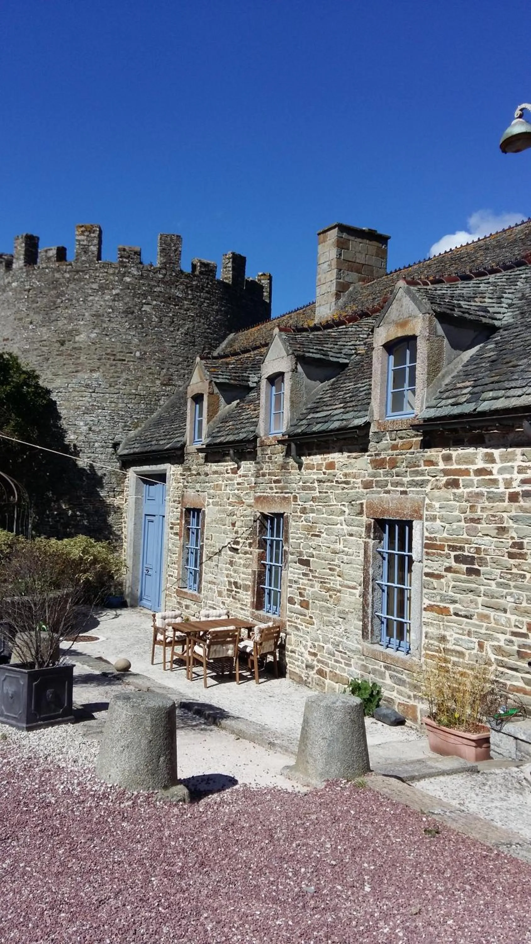 Day in Les Chambres du Château du Rozel