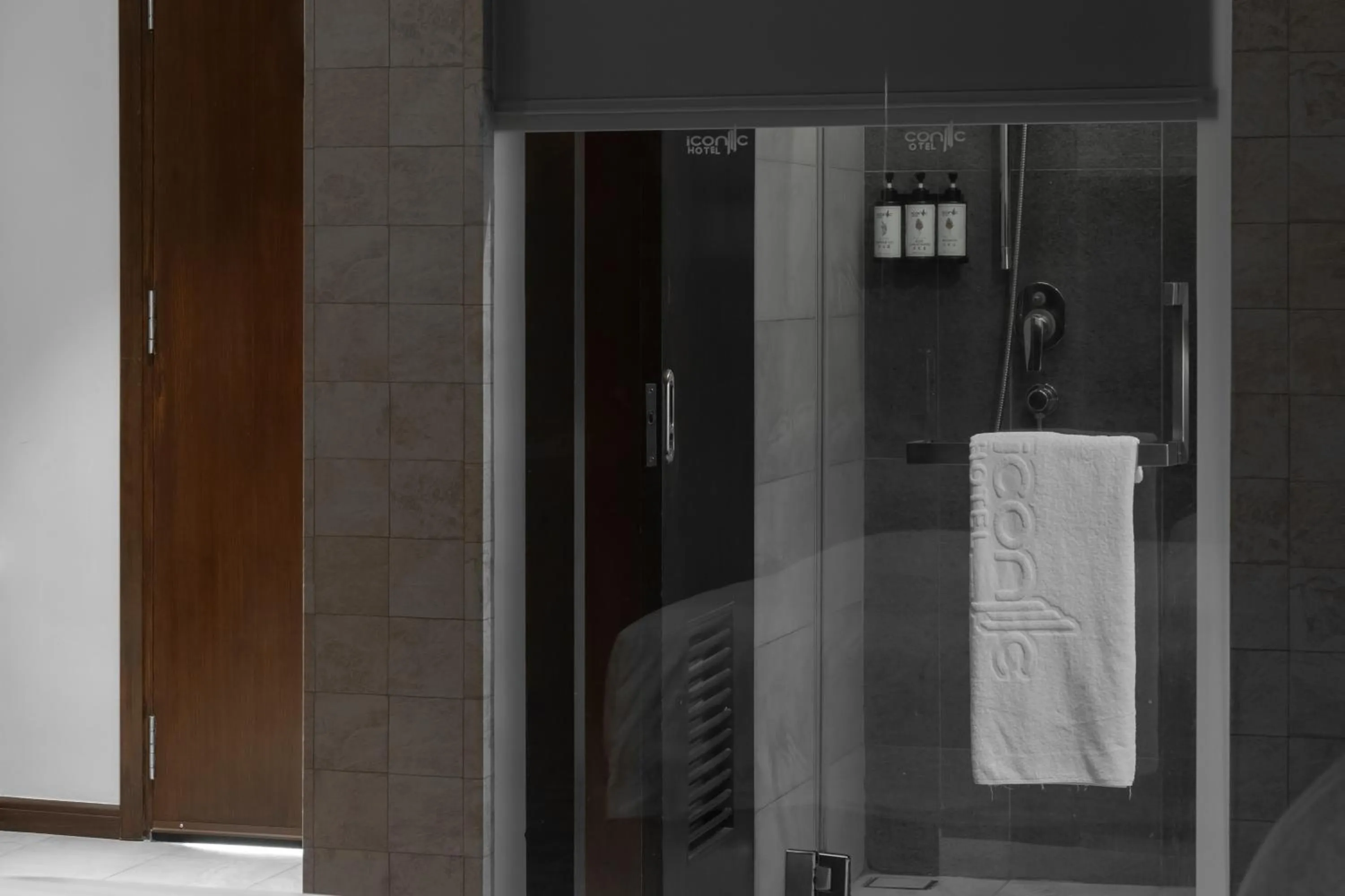 Shower in Iconic Hotel