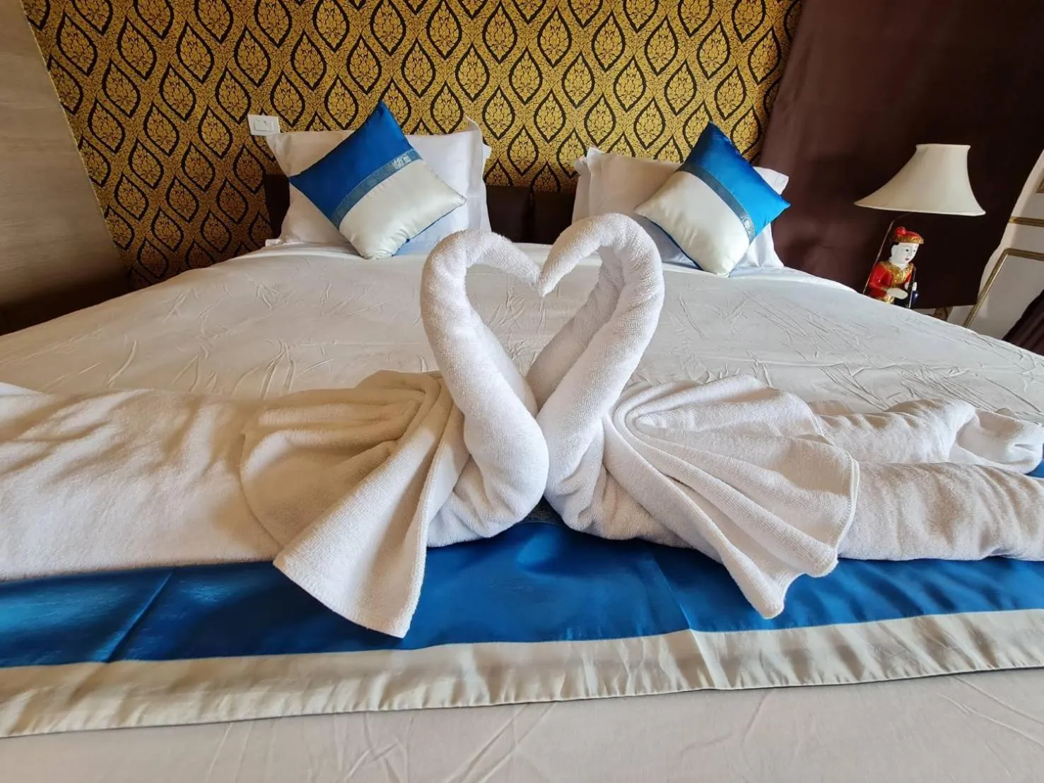 Bed in Elegancy Resort Hua Hin