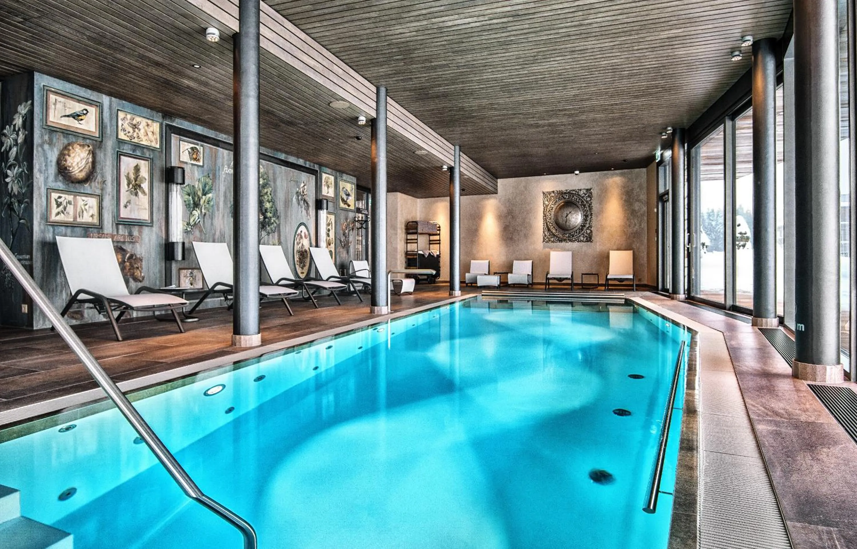 Swimming pool in Valsana Hotel Arosa - Small Luxury Hotel