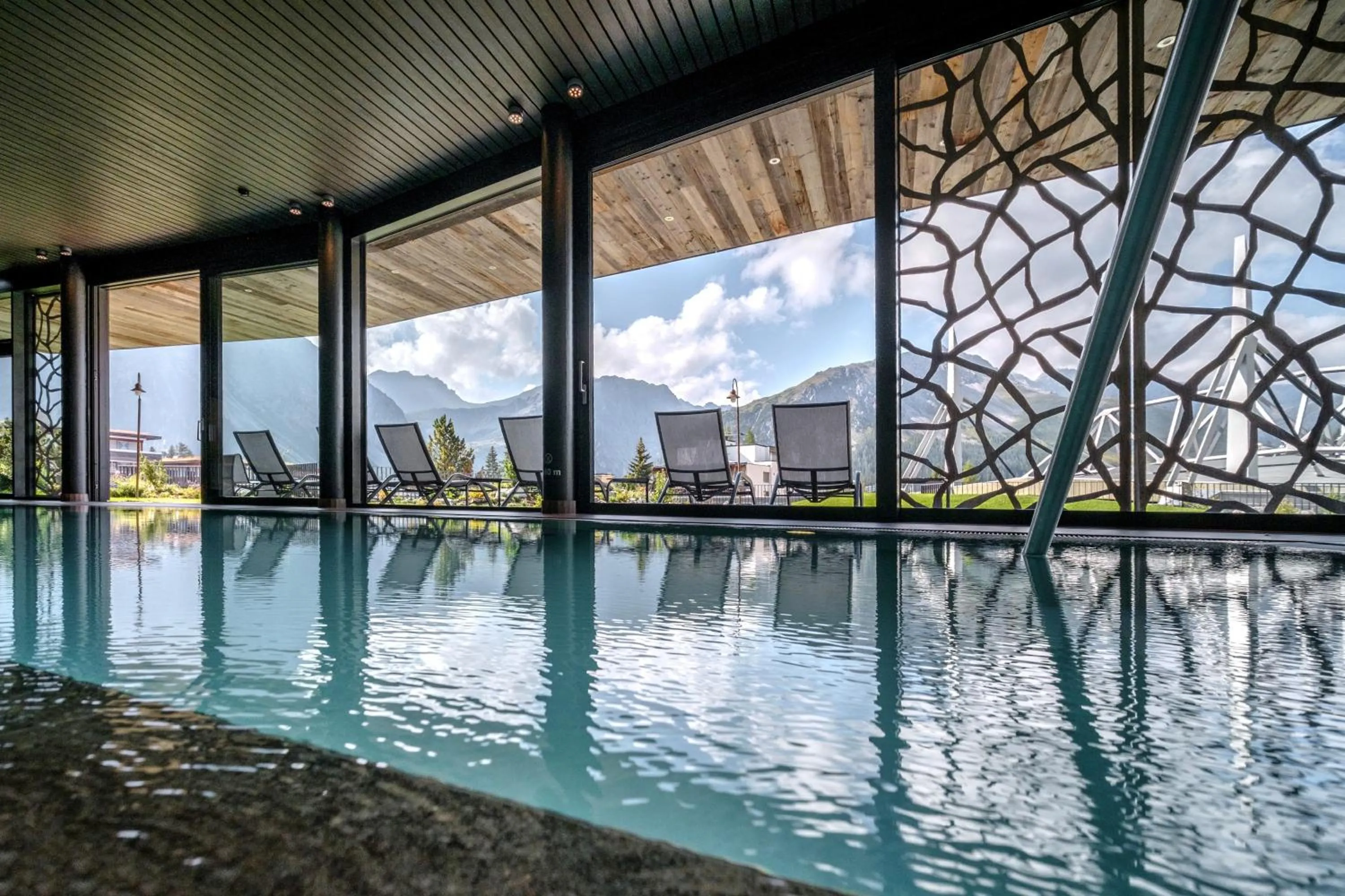 Pool view in Valsana Hotel Arosa - Small Luxury Hotel