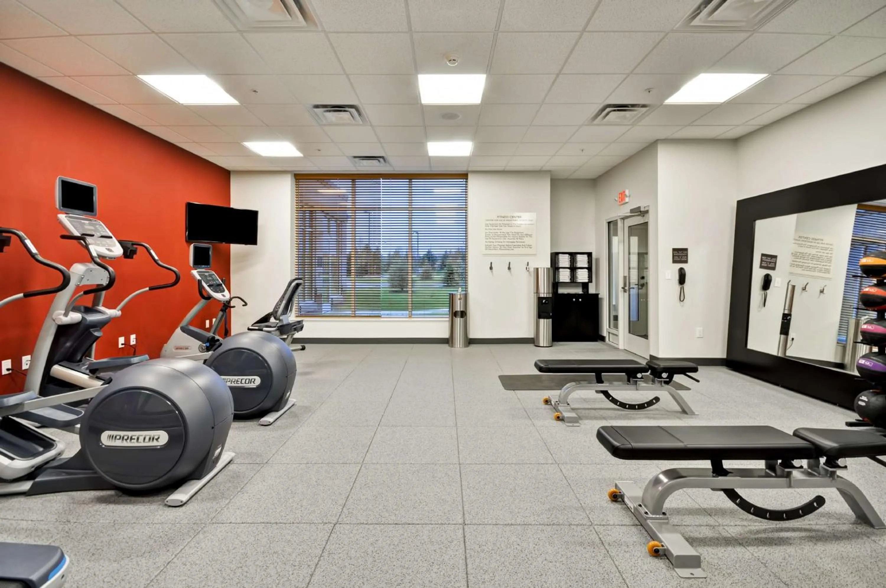Fitness centre/facilities in Hilton Garden Inn Detroit Troy