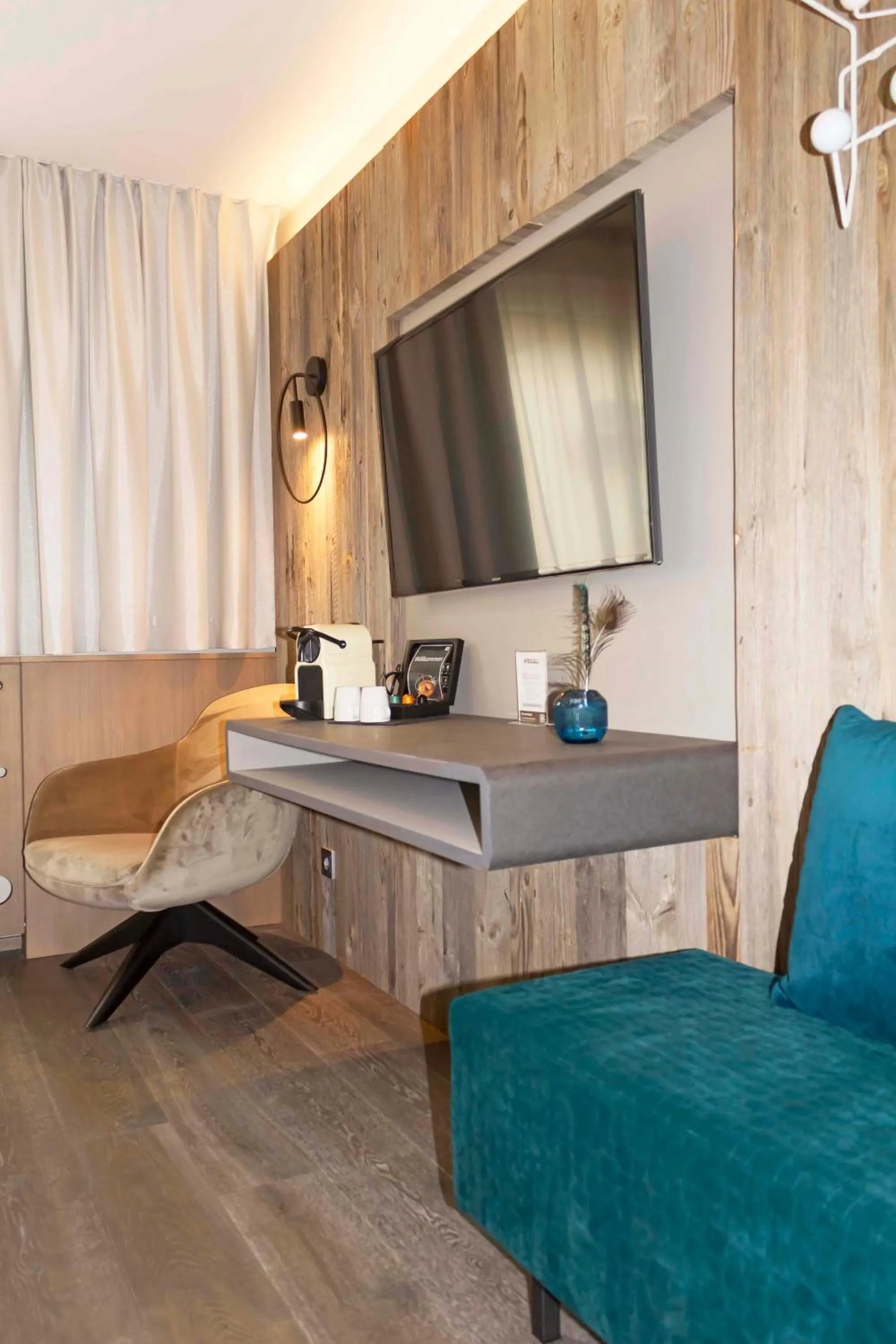 Photo of the whole room in Hotel Kristall