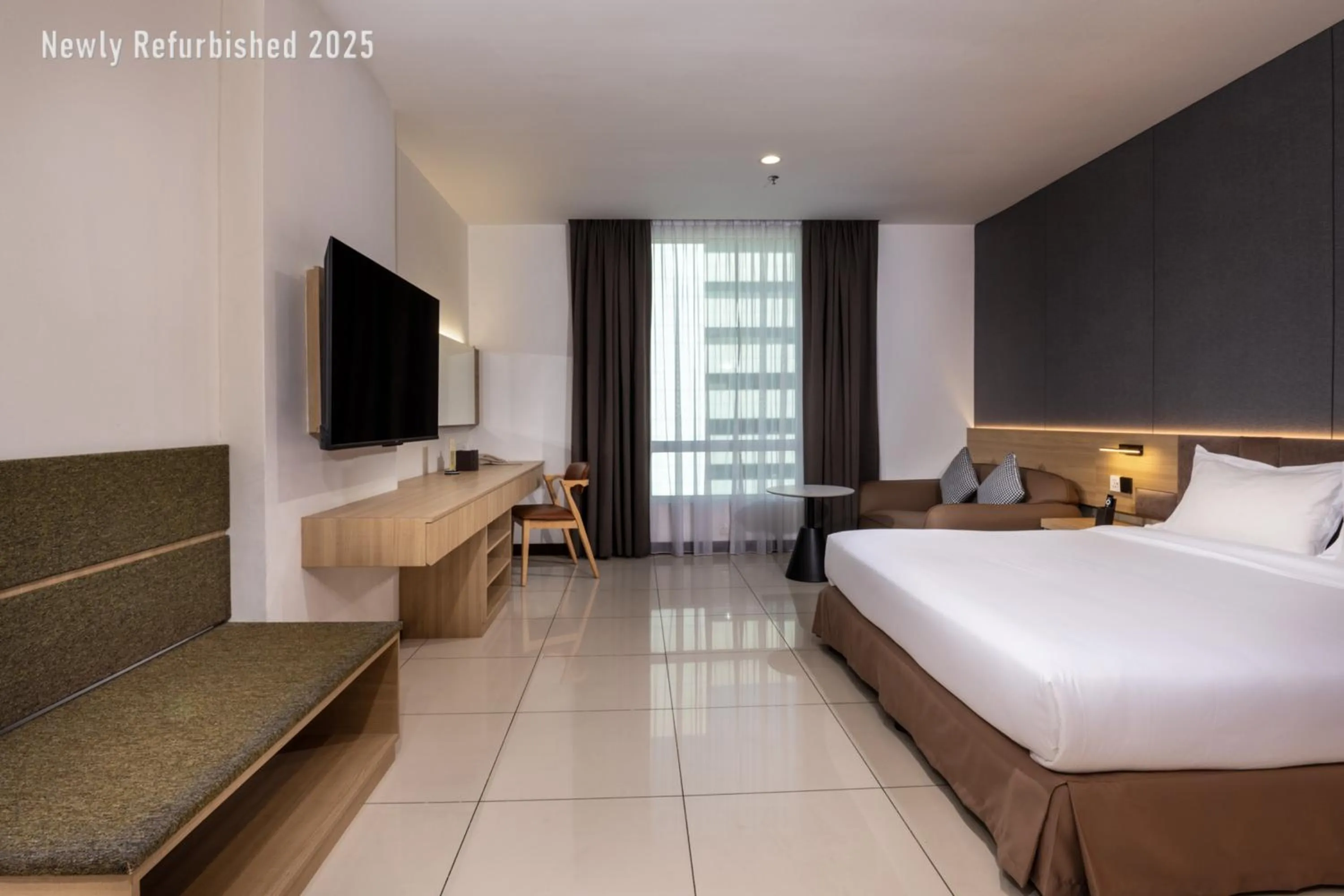 Bed in One Pacific Hotel and Serviced Apartments