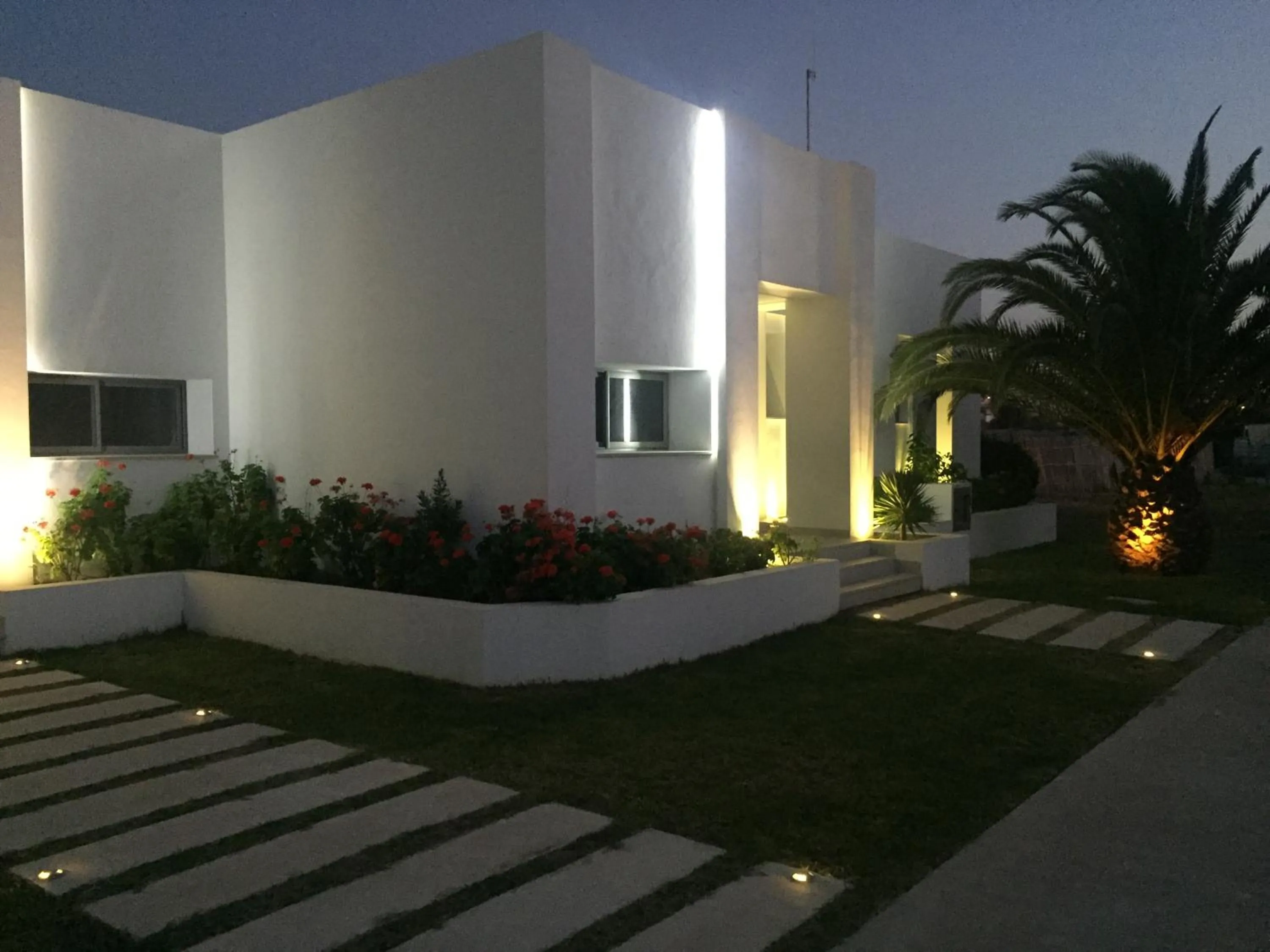 Night in Residence Ain Meriem