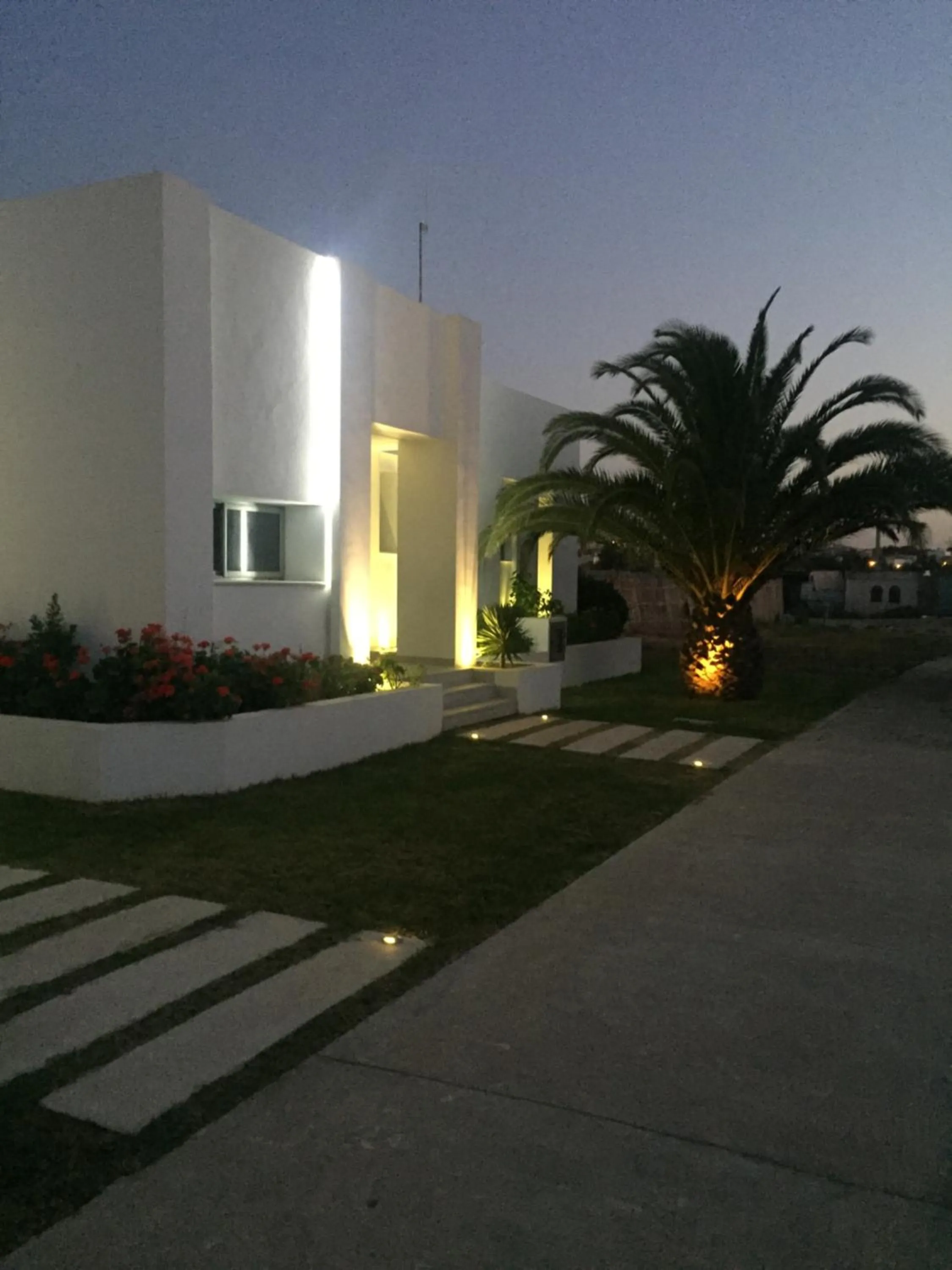 Area and facilities in Residence Ain Meriem