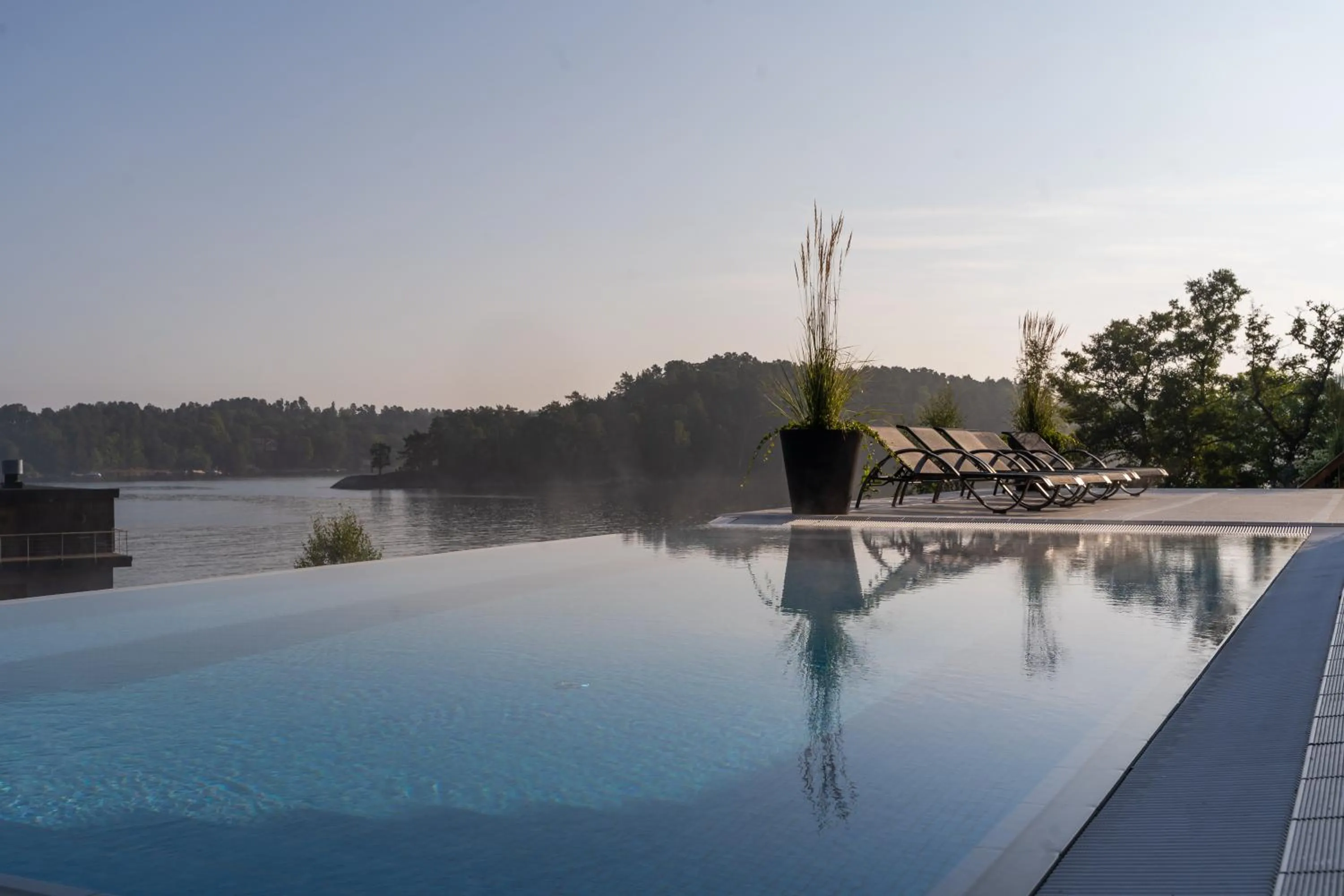 Pool view in Skepparholmen Nacka