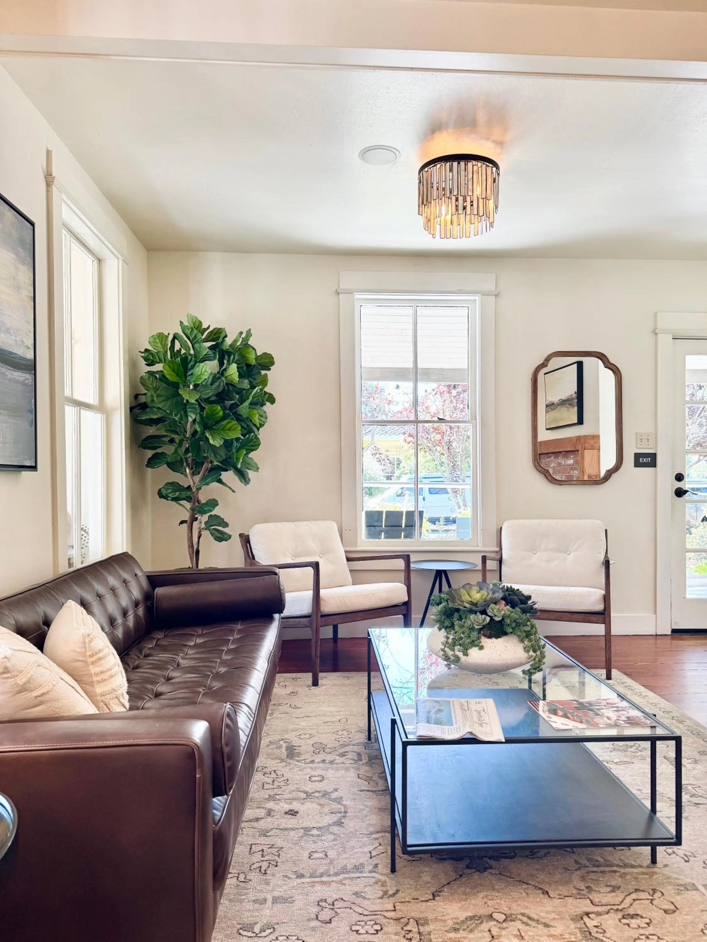 Lobby or reception in Lavender, A Four Sisters Inn