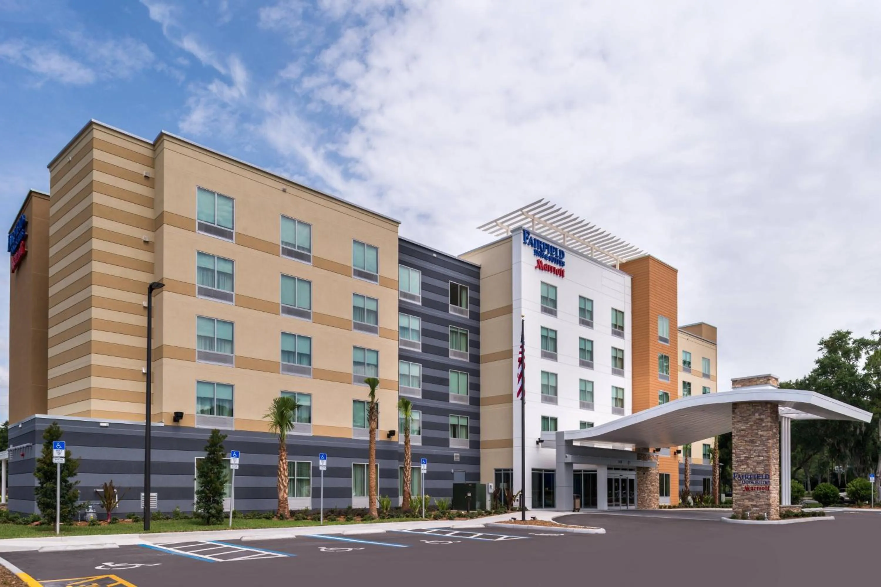 Property building in Fairfield Inn & Suites by Marriott Orlando East/UCF Area