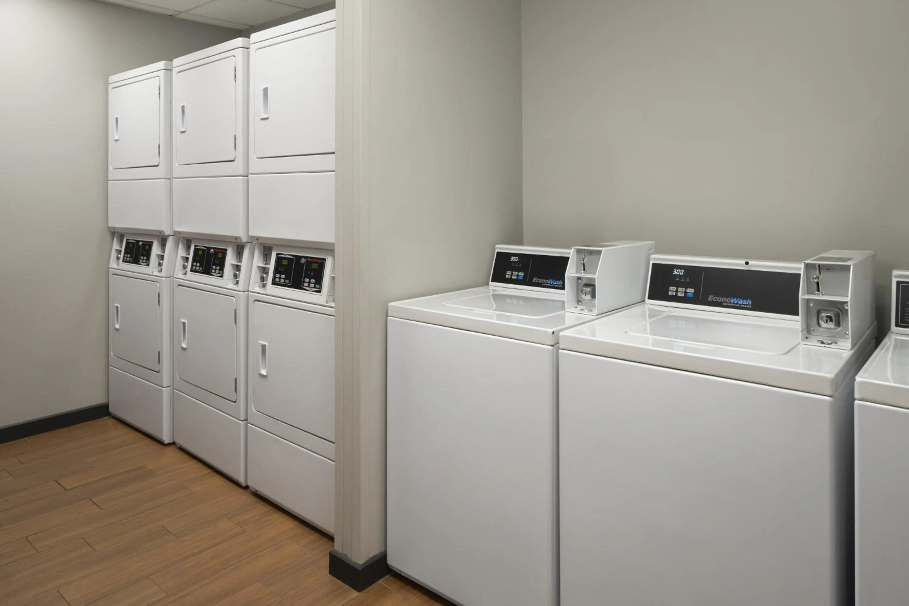 laundry in TownePlace Suites by Marriott Swedesboro Logan Township