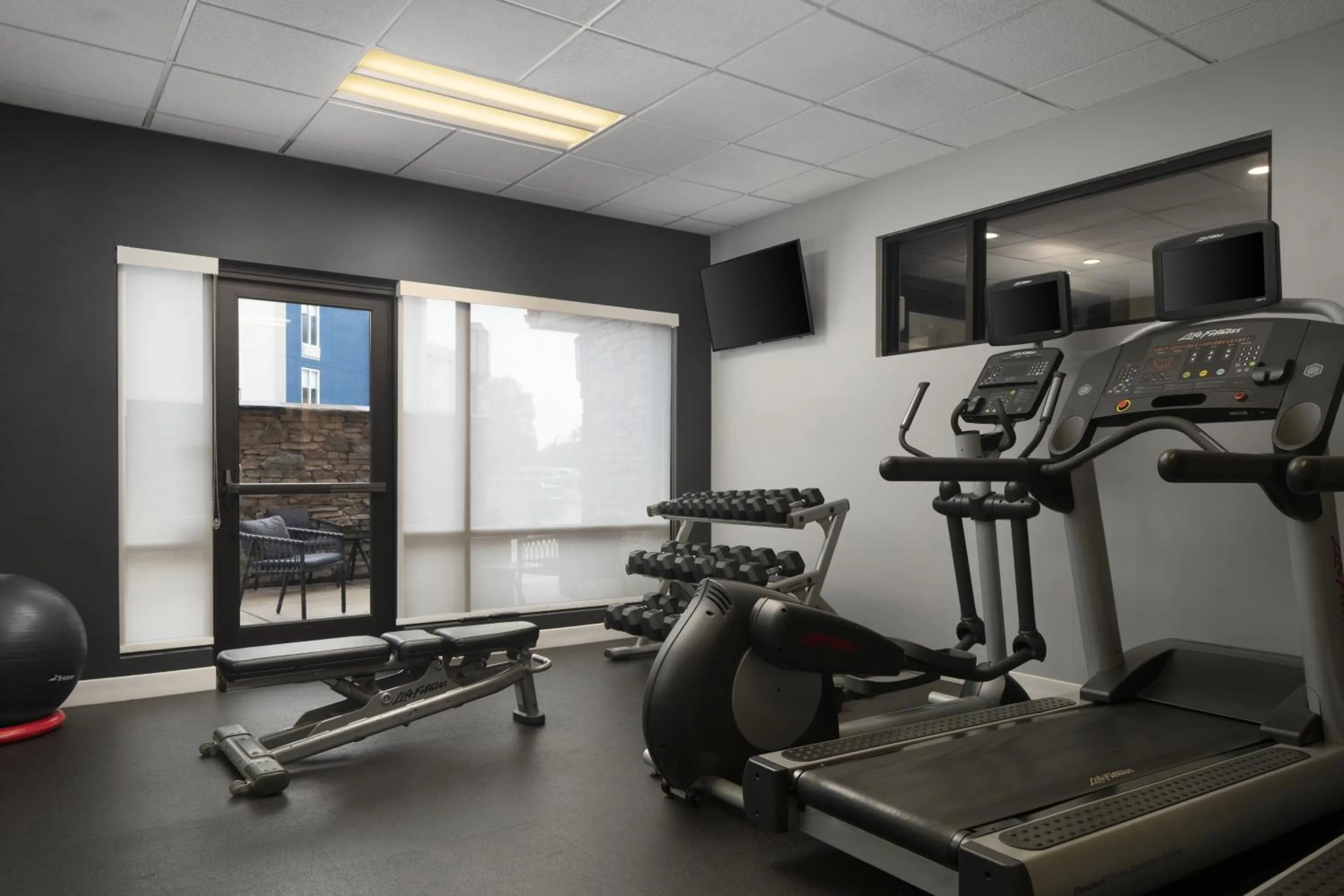 Fitness centre/facilities in TownePlace Suites by Marriott Swedesboro Logan Township