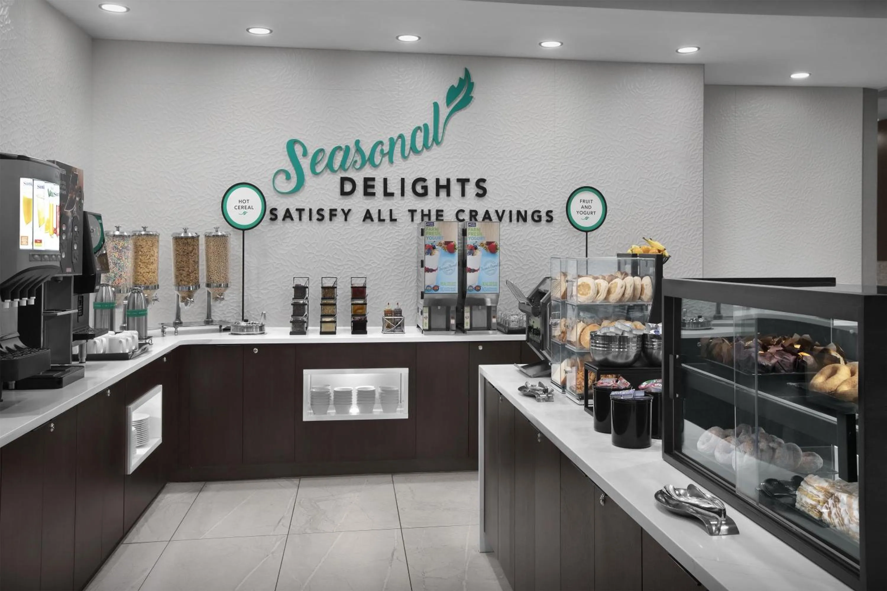 Breakfast in Embassy Suites by Hilton Jackson North Ridgeland