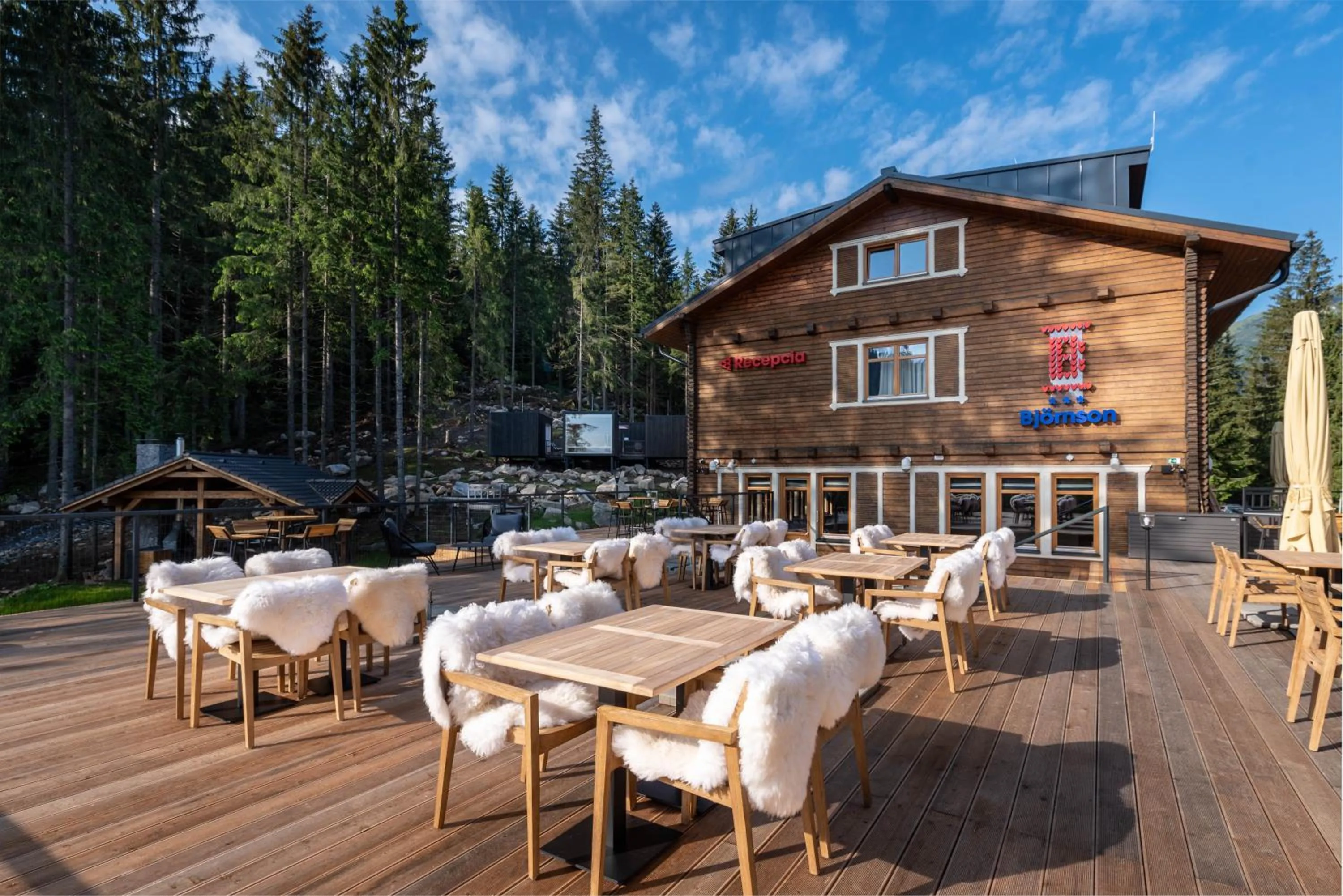 Restaurant/places to eat in Hotel Björnson & Björnson TREE HOUSES Jasná