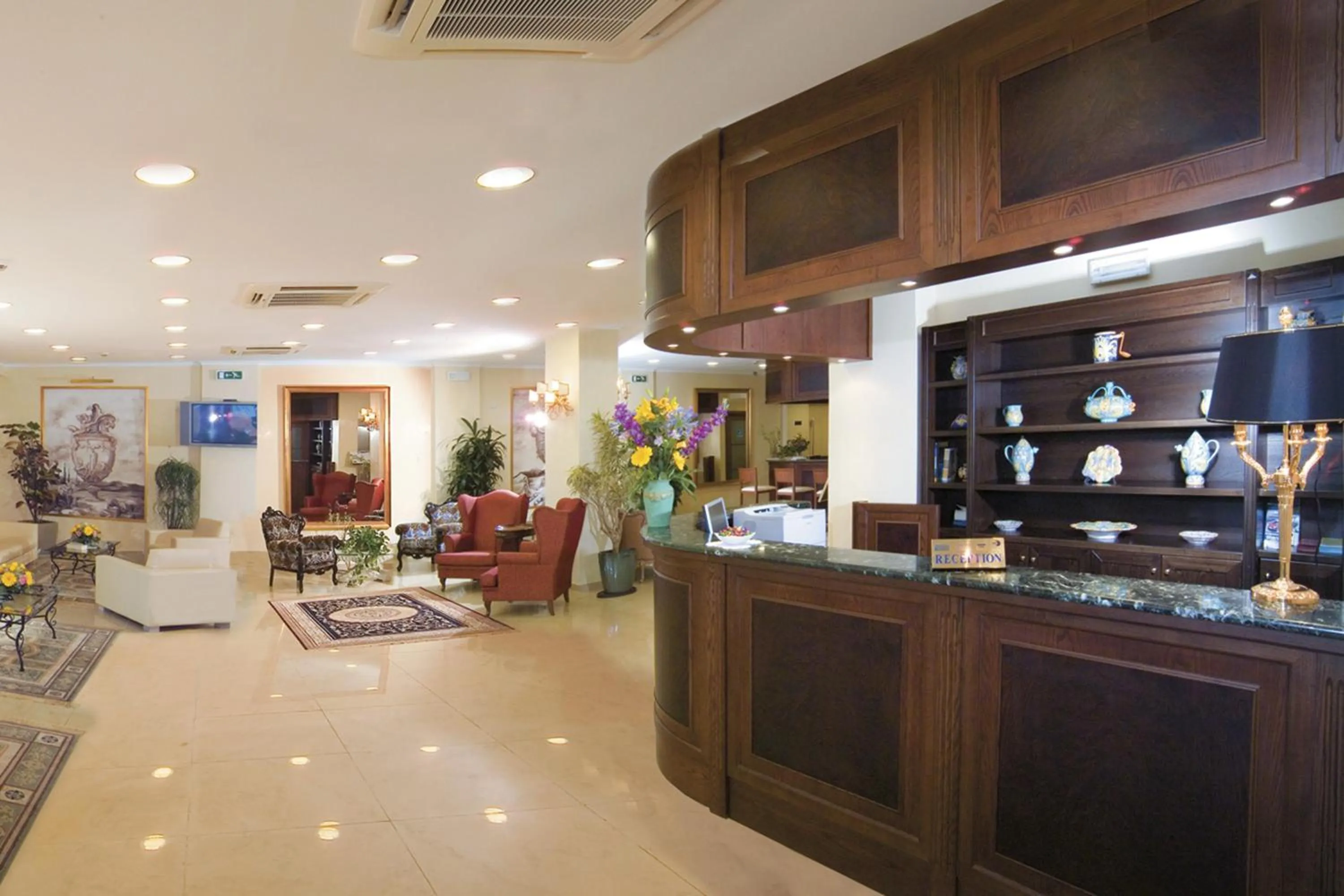 Communal lounge/ TV room in Hotel Orizzonte