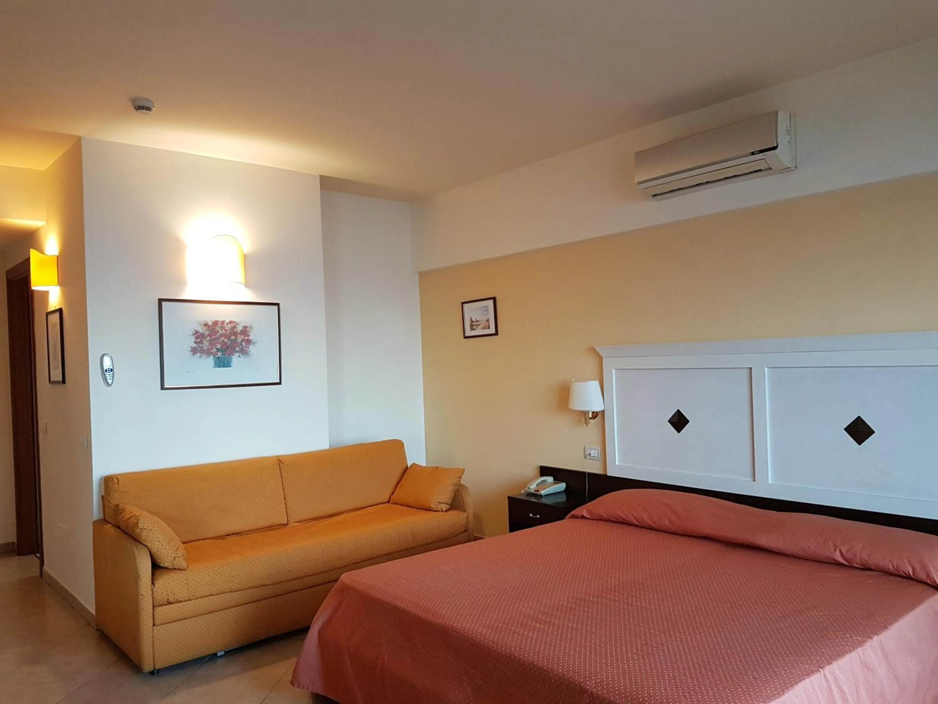 Bed in Hotel Orizzonte