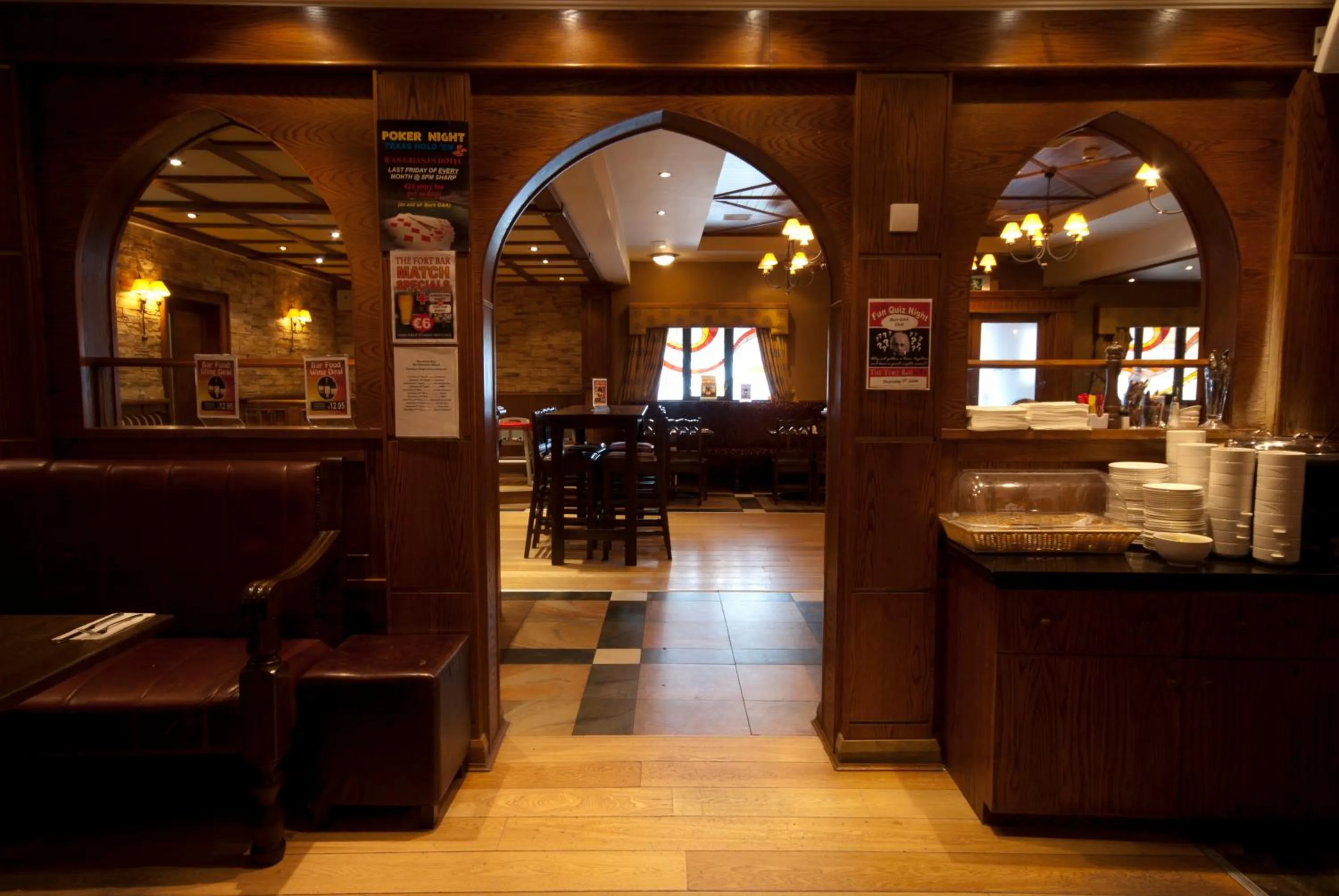 Lounge or bar in An Grianan Hotel