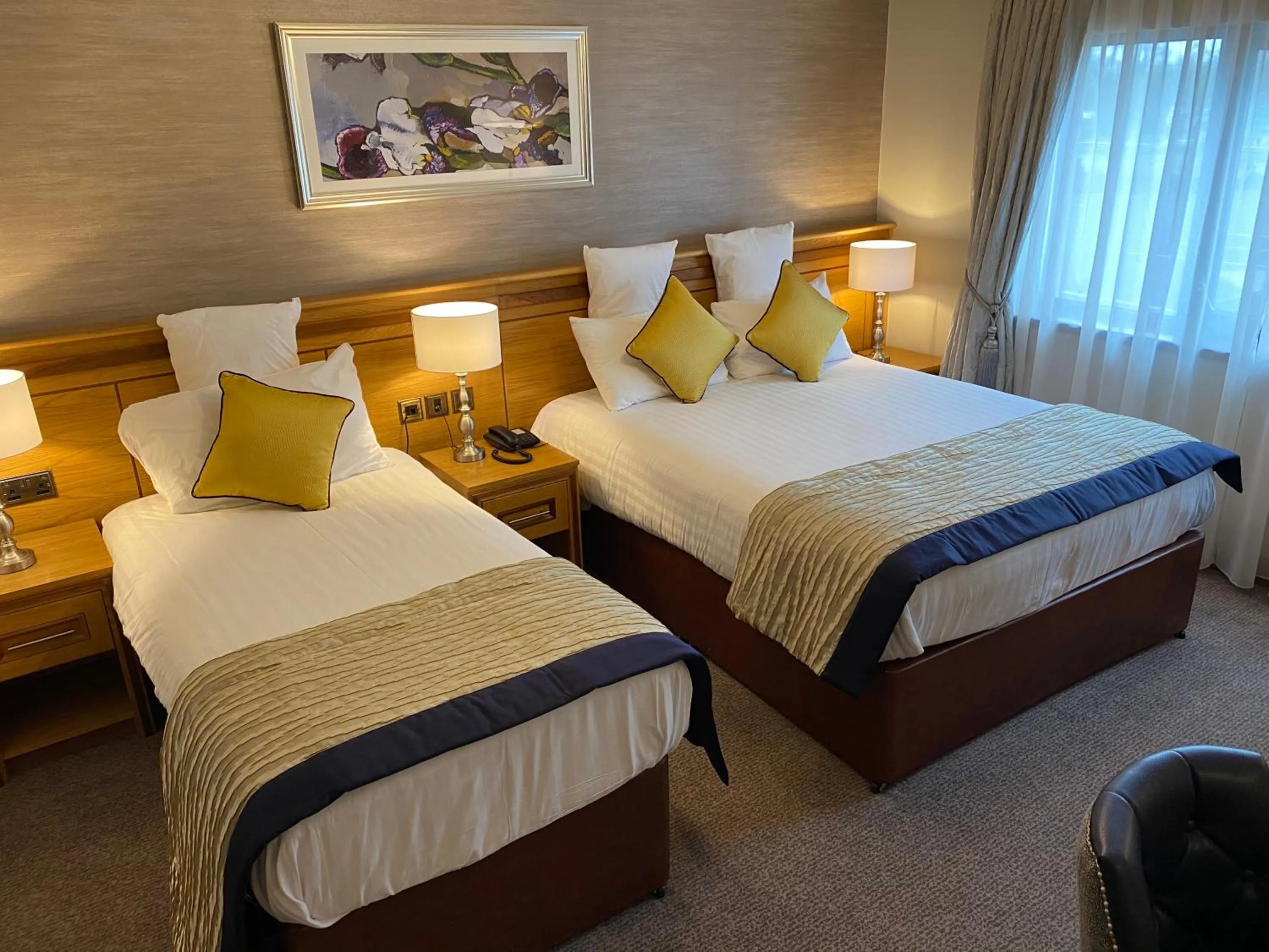 Bed in An Grianan Hotel