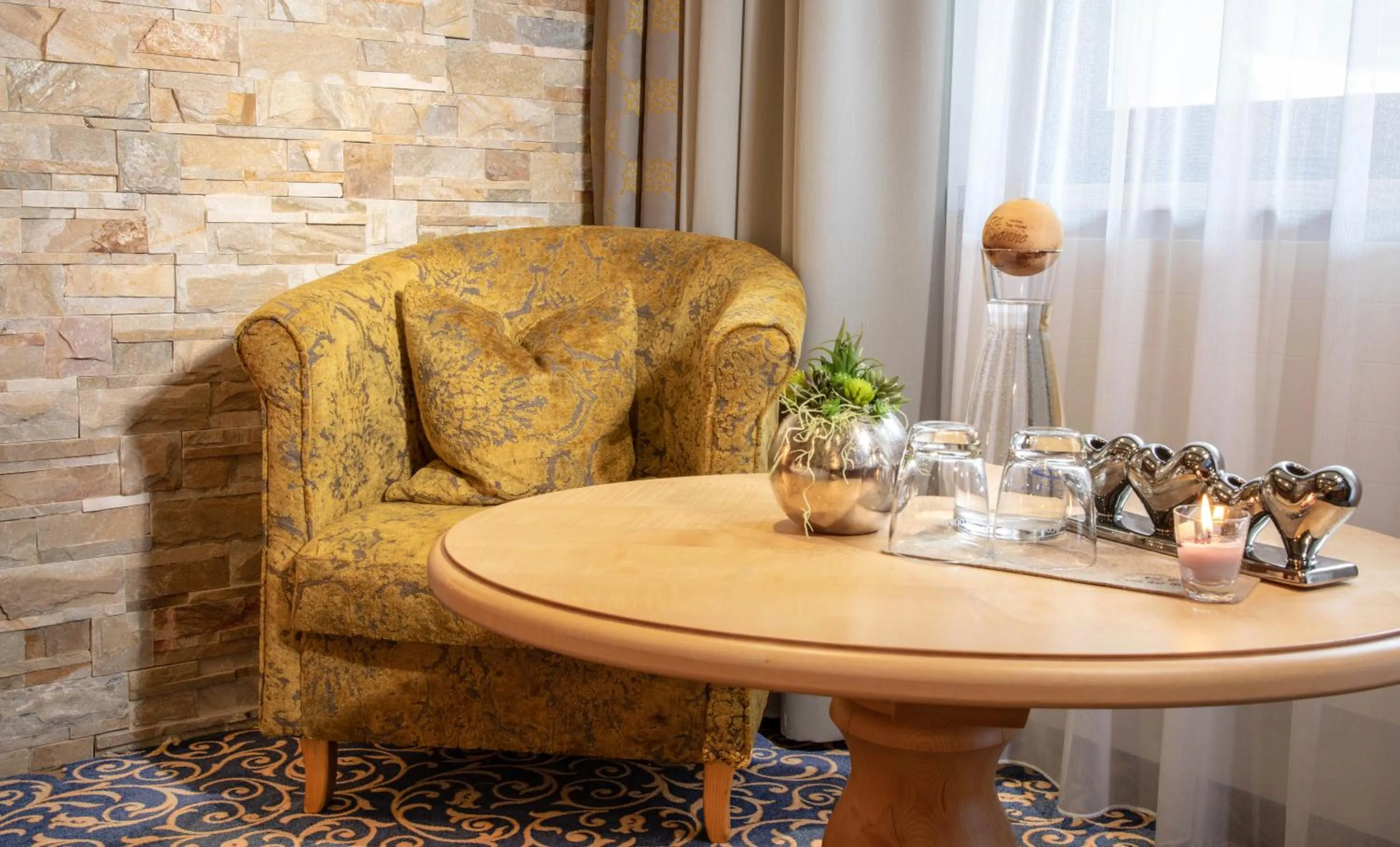 Seating area in Hotel Sonne Ischgl